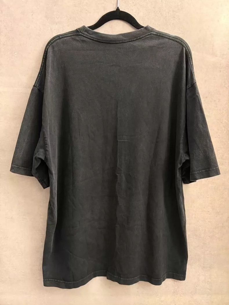 Balenciaga Balenciaga Sequined lock-up logo chest print lettering, di Size US S / EU 44-46 / 1 - 2 Thumbnail