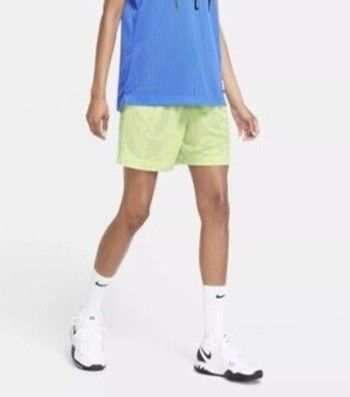 Nike NWT Nike Standard Fit Swoosh Fly Athletic Shorts Lime Ice SM Size 25" / US 0 / IT 36 - 7 Thumbnail