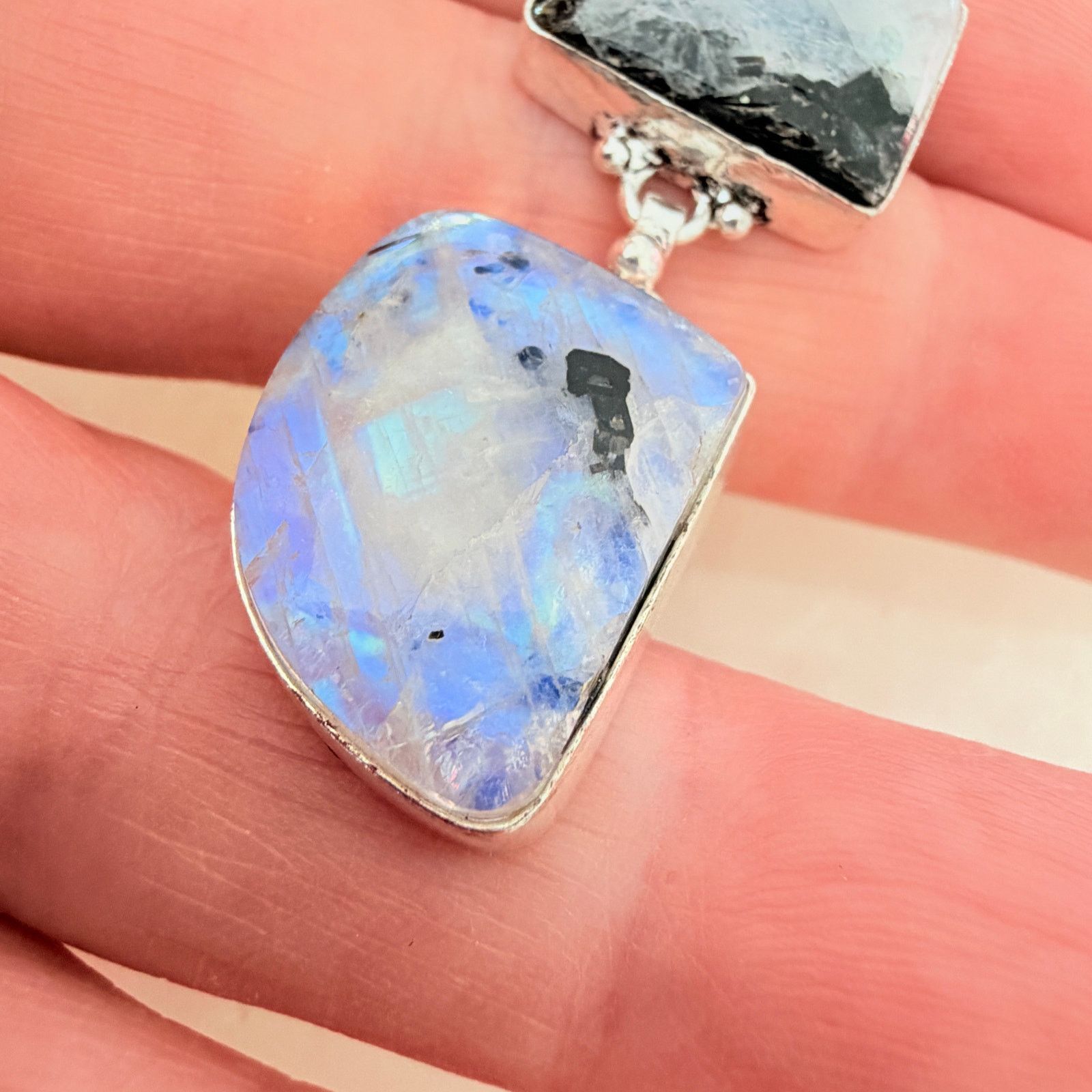 The Unbranded Brand Rainbow Moonstone 925 Silver Plated Pendant Size ONE SIZE - 5 Thumbnail