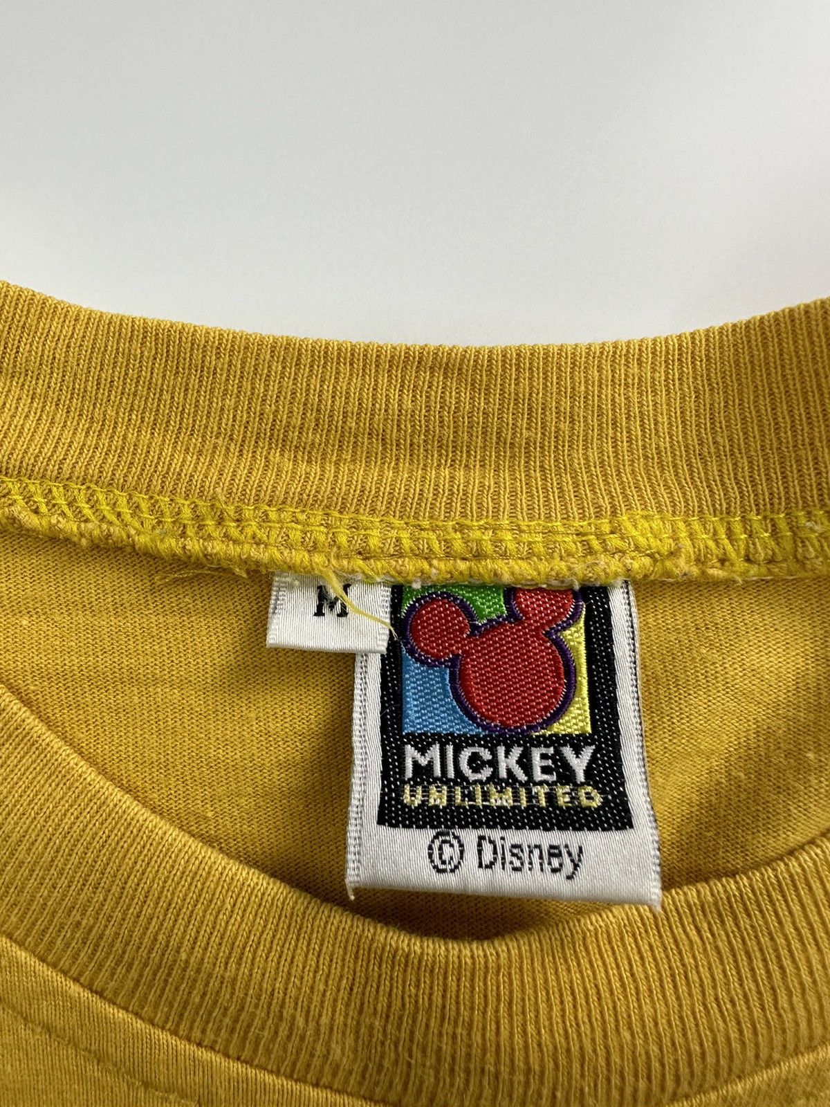Disney Mickey Unlimited Full Body Yellow Shoe Vintage Tshirt A581 Size US M / EU 48-50 / 2 - 10 Thumbnail