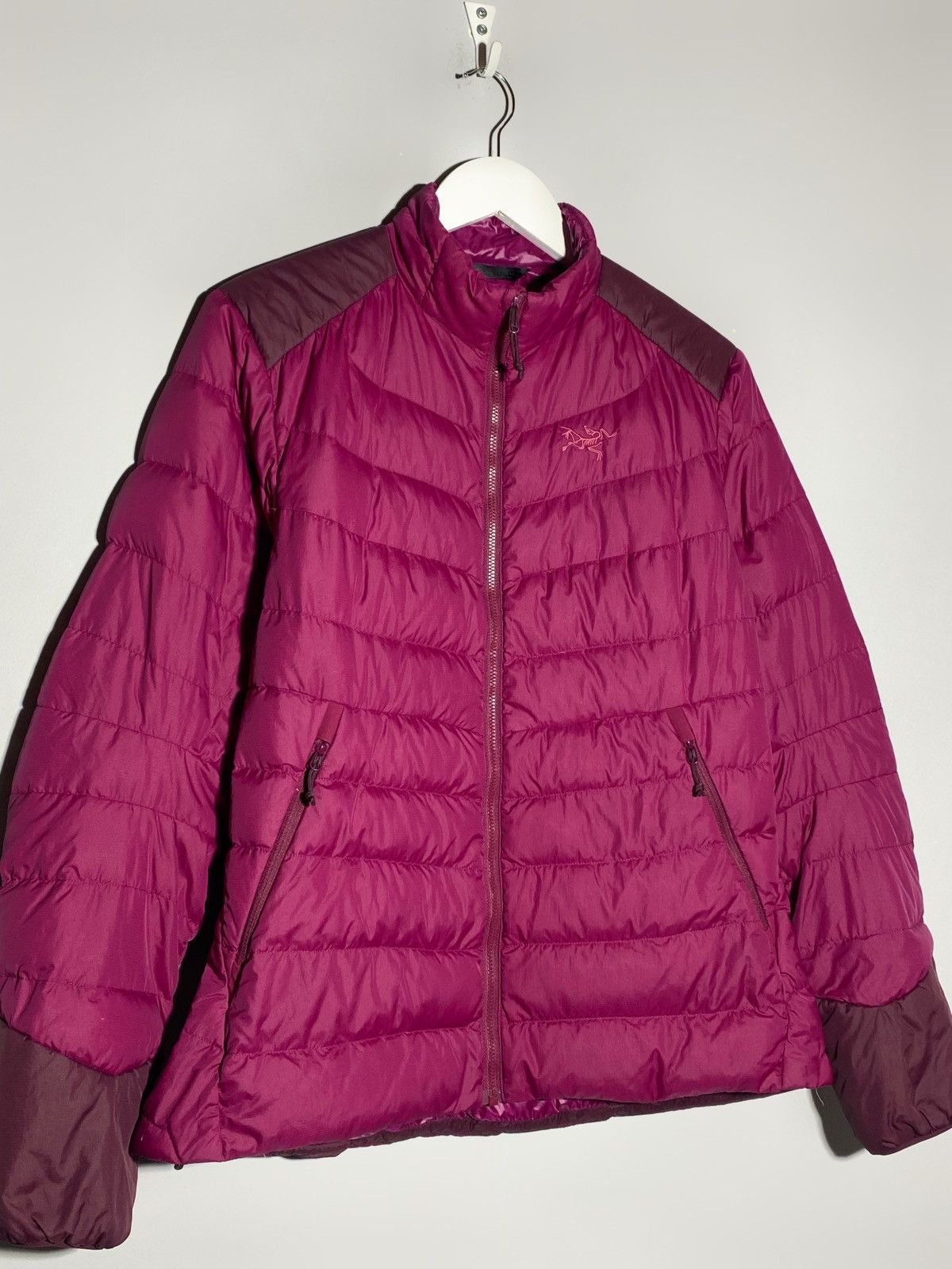 Arc'teryx Arcteryx Womens Cerium LT Pink Jacket Size M / US 6-8 / IT 42-44 - 2 Thumbnail