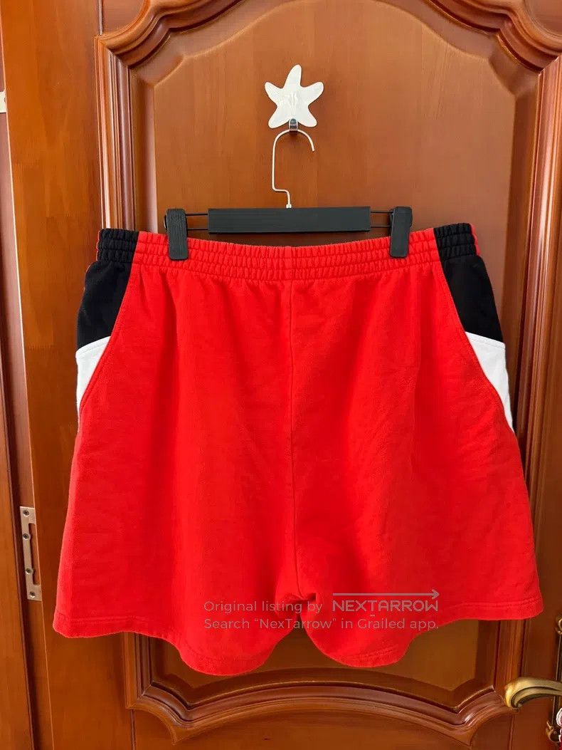 Balenciaga Balenciaga size XL 3B Embroidered Red Sports Short Pants Size US 27 - 2 Thumbnail
