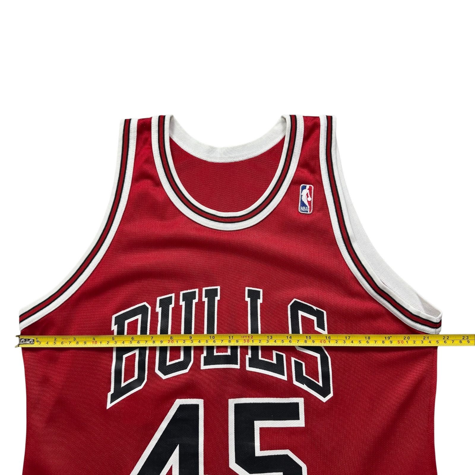 NBA VTG 90s CHICAGO BULLS MICHAEL JORDAN #45 CHAMPION JERSEY Size US L / EU 52-54 / 3 - 8 Thumbnail