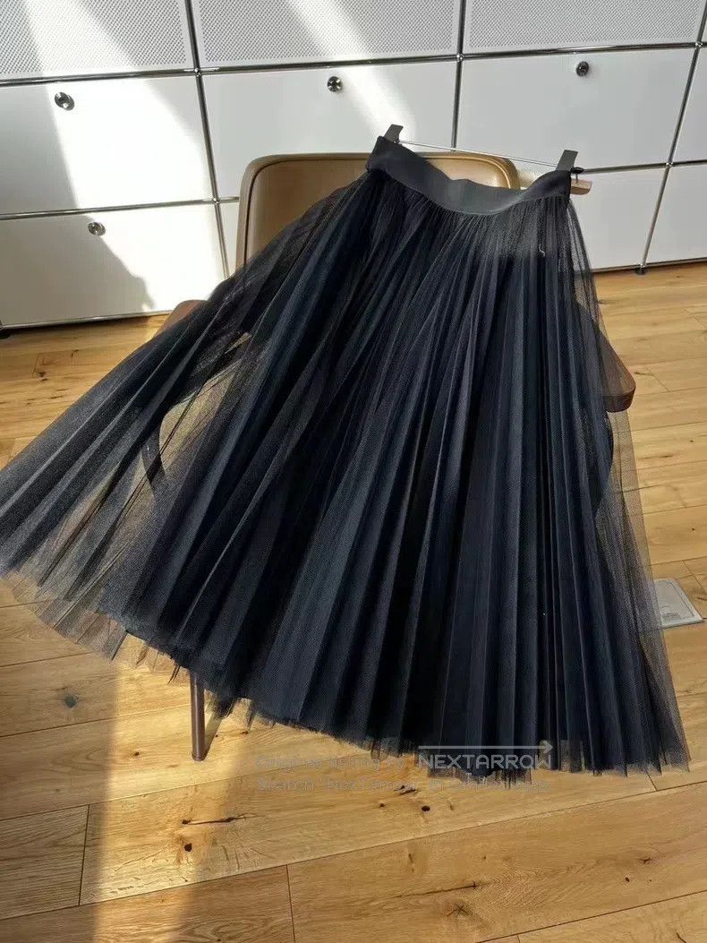 Dior Dior Classic black pleated gauze skirt half-length skirt Size 24" / US 00 / IT 34 - 6 Thumbnail