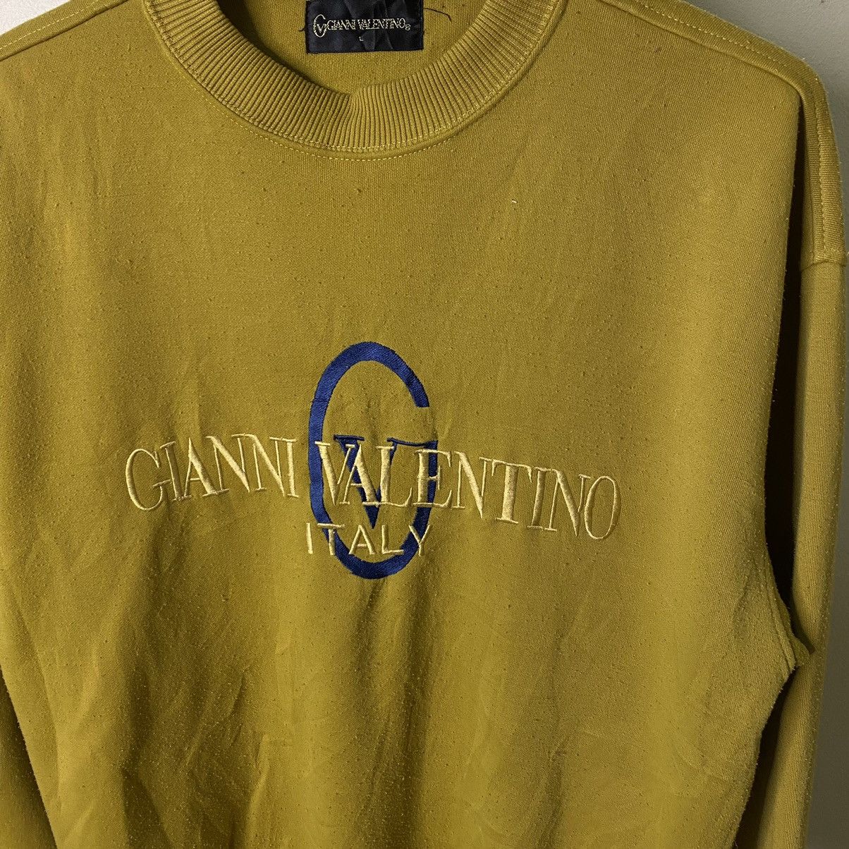 Gianni Valentino × Valentino × Vintage Vintage 90s Gianni Valentino Embroidery Big Logo Sweatshirt Size US L / EU 52-54 / 3 - 2 Thumbnail