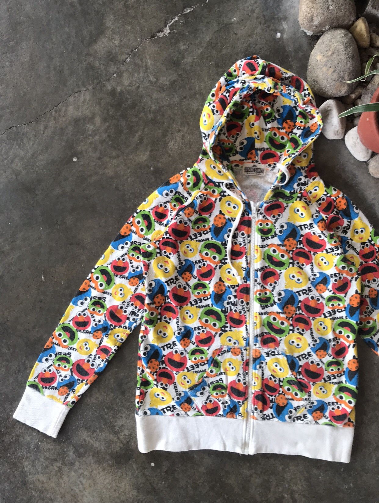 Cartoon Network × Japanese Brand × Vintage 🔥 RARE 🔥 VINTAGE Sesame Street Hoddie Colourful Fullzip Size US M / EU 48-50 / 2 - 4 Thumbnail