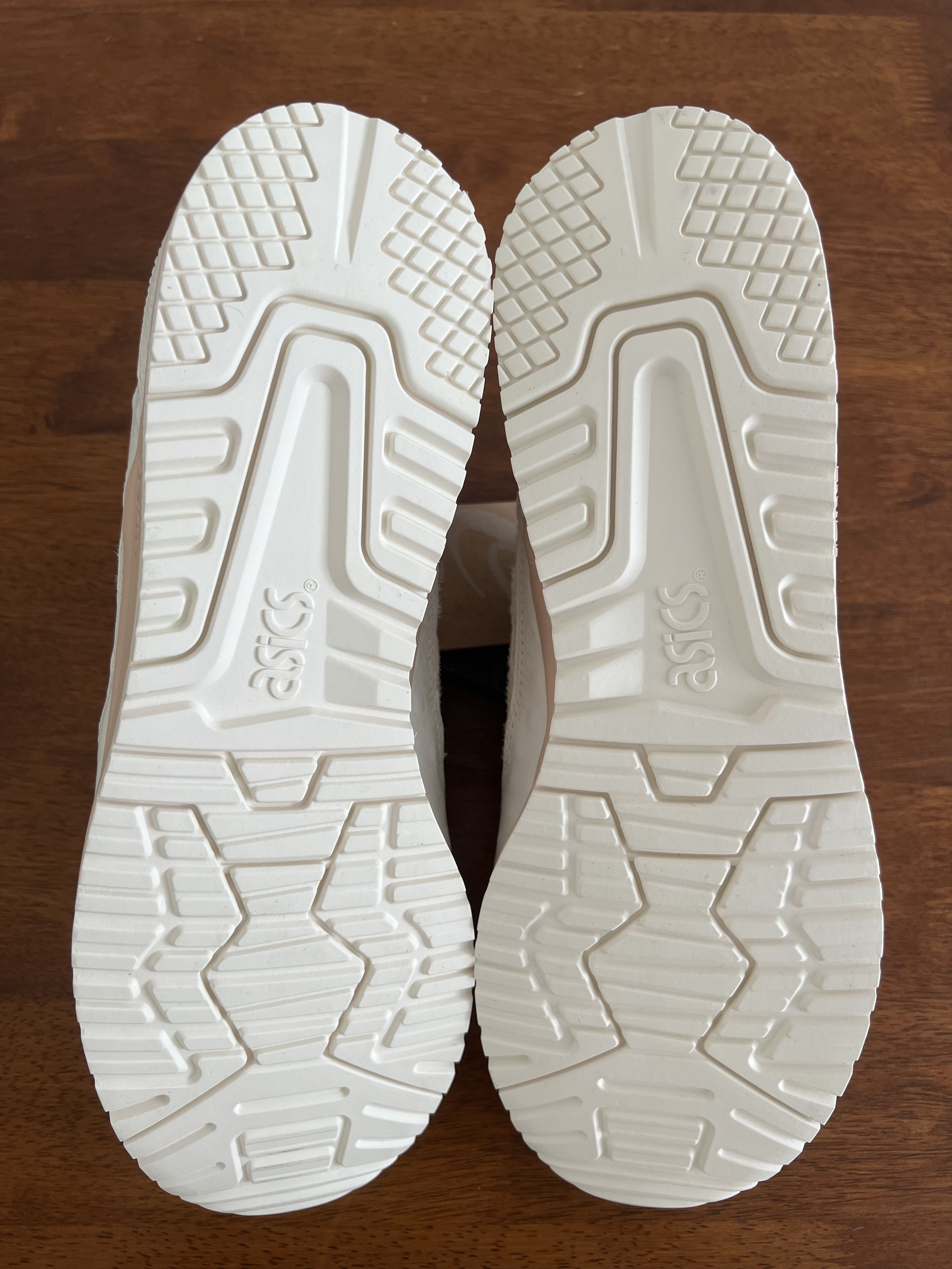 Asics 💚 Asics Gel-Lyte III OG Mythical Creatures Cream/Bisque NEW Size US 12 / EU 45 - 12 Thumbnail