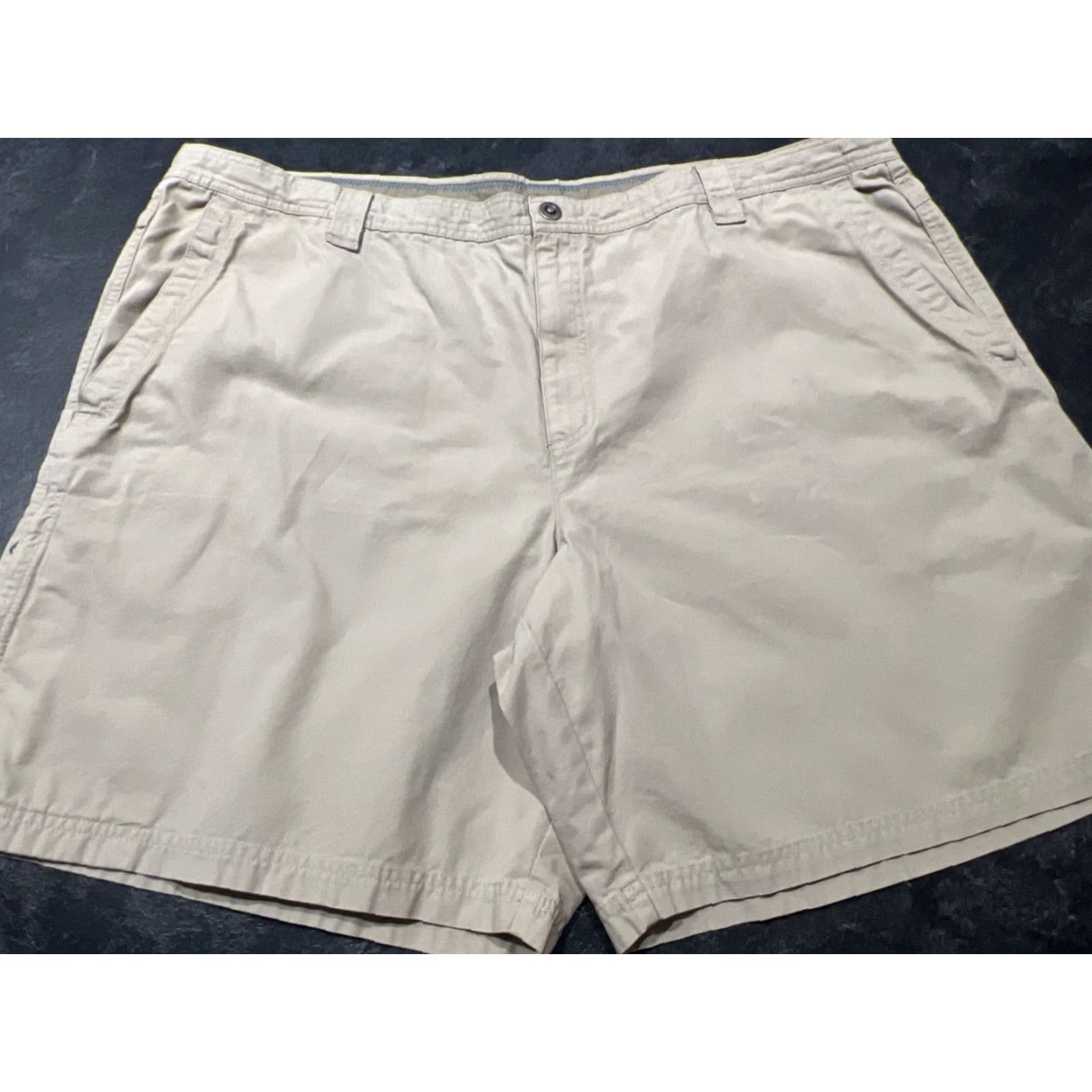 Vintage Columbia Cargo Shorts Mens 50W 9L Beige Khaki Cotton Flat Front Inseam 9in Snap Pockets Outdoor Casual Regular Size 50 Size US 34 / EU 50 - 2 Thumbnail