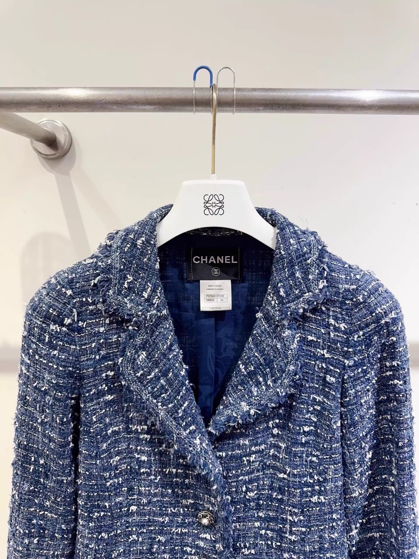 Chanel Chanel Tweed Jacket 34 (B:86-88, L:60) 98 New Size XS / US 0-2 / IT 36-38 - 3 Thumbnail