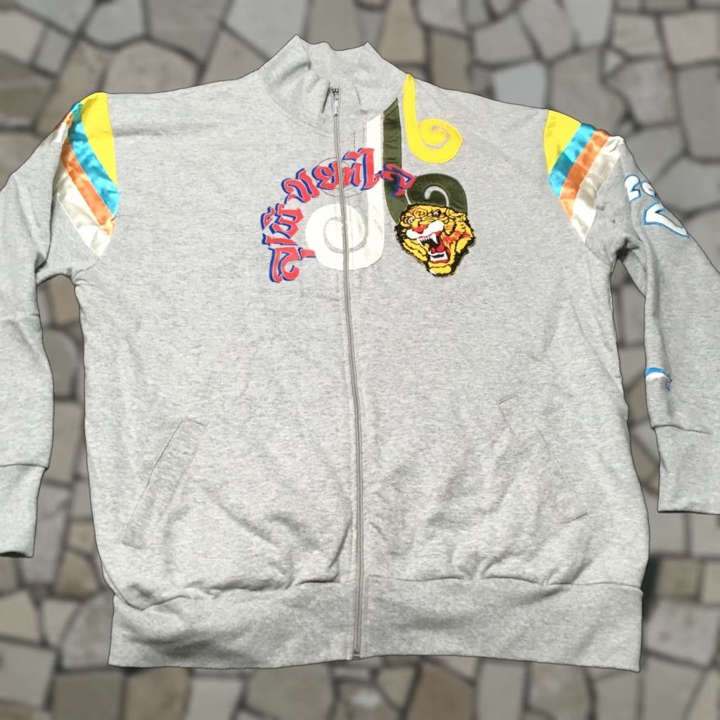 Blondo VINTAGE bb london Sweatshirt Crew Neck Zip 2XL Gray Embroidered Graphic Print 80s London Mens Womens Unisex Adults Size US XXL / EU 58 / 5 - 1 Thumbnail