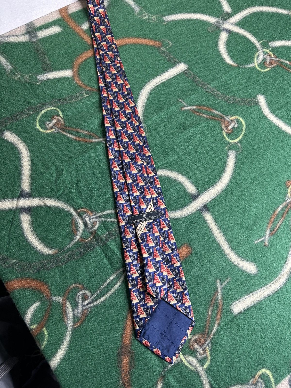 Ermenegildo Zegna ERMENEGILDO ZEGNA Christmas 1998 Merry Christmas Silk Tie Size ONE SIZE - 4 Thumbnail