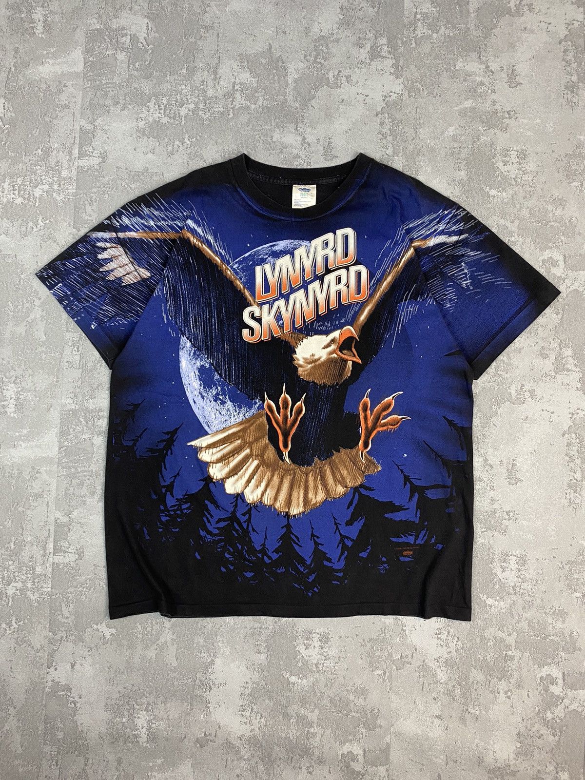 Band Tees × Vintage 1996 Lynyrd Skynyrd All Over Print Tour Tee Size US L / EU 52-54 / 3 - 9 Thumbnail