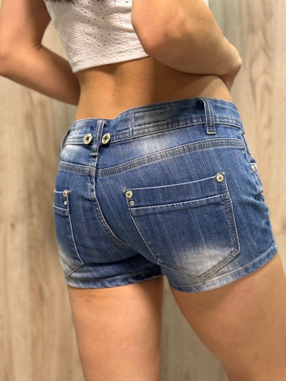 If Six Was Nine VTG Women’s Mini Denim Shorts Monday Size 40 Pinky Size 27" / US 4 / IT 40 - 2 Thumbnail