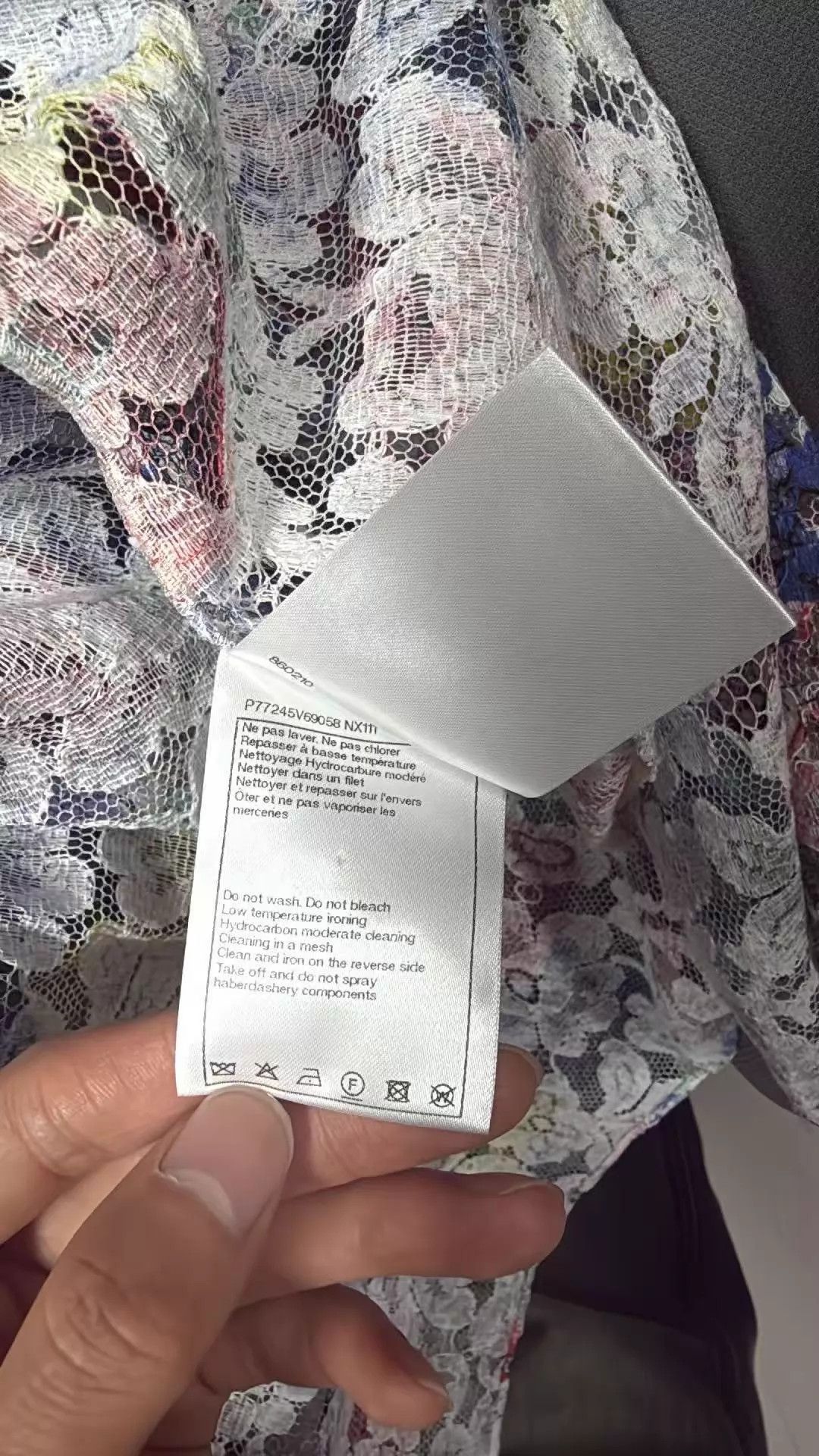 Chanel Chanel Women's Shirt Size XS / US 0-2 / IT 36-38 - 2 Thumbnail