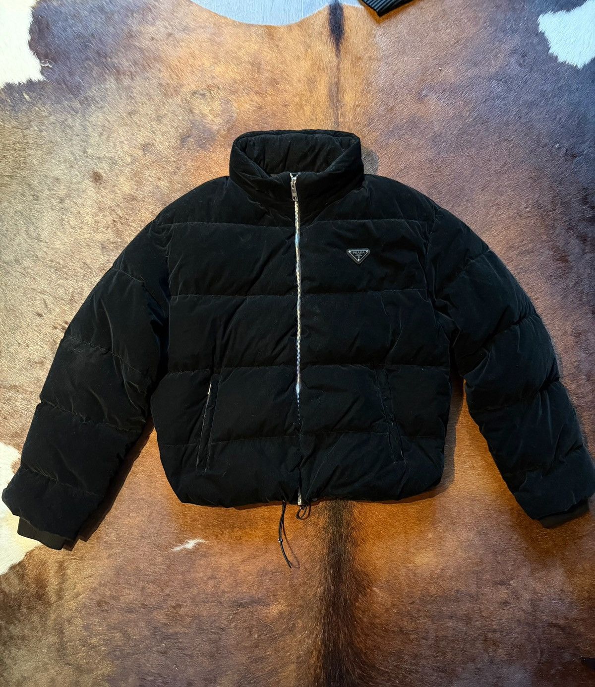 Prada Velvet puffer jacket Size US M / EU 48-50 / 2 - 1 Thumbnail