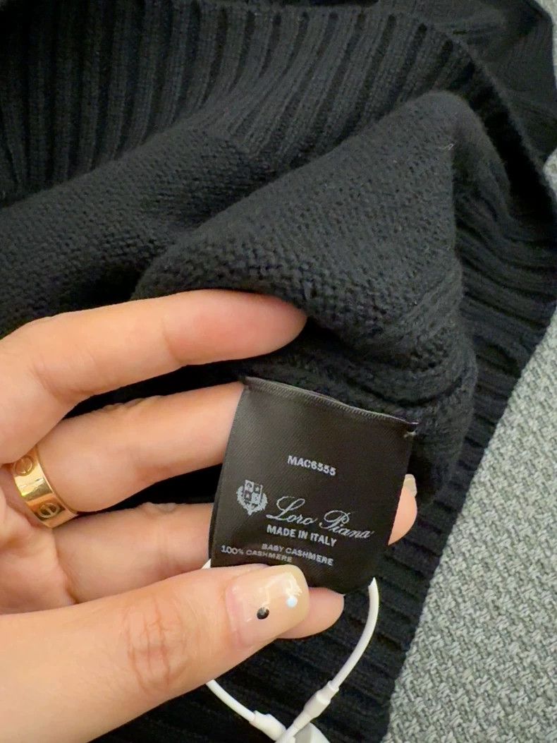 Loro Piana LORO PIANA Black cashmere turtleneck Size XS / US 0-2 / IT 36-38 - 5 Thumbnail