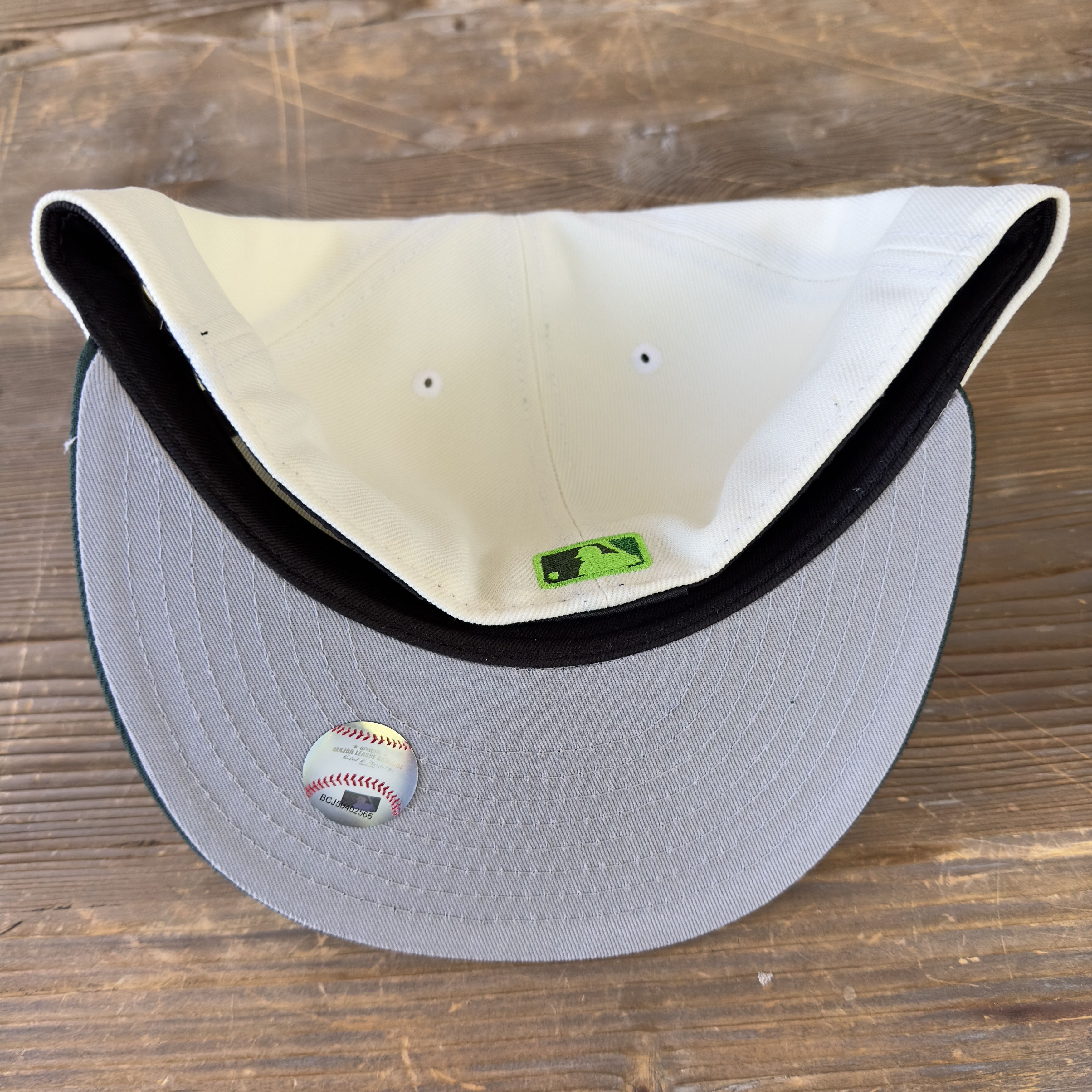 New Era New York Mets "Mr Met at The Met" 59Fifty Fitted Hat 7 1/2" Size ONE SIZE - 7 Thumbnail