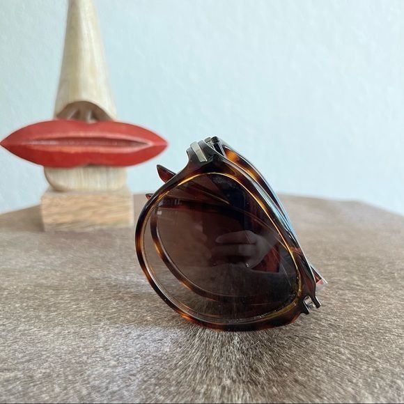 Carrera Carrera Folding Aviator Tortoise Shell Gradient Sunglasses Size ONE SIZE - 1 Thumbnail