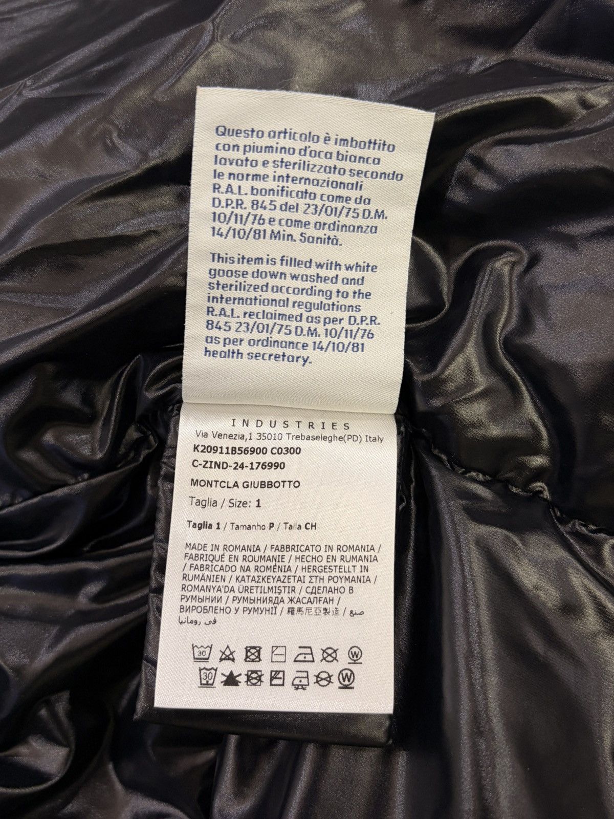 Moncler Montcla Hooded Short Down Jacket Size (1) Small Size US S / EU 44-46 / 1 - 8 Thumbnail