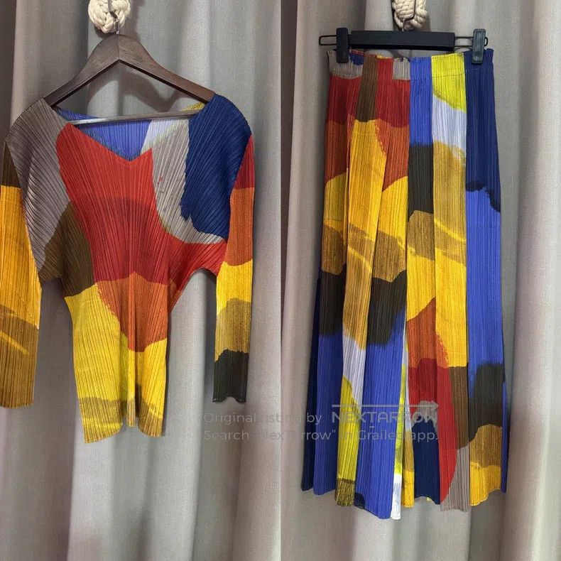 Issey Miyake Yellow Long-Sleeve Top