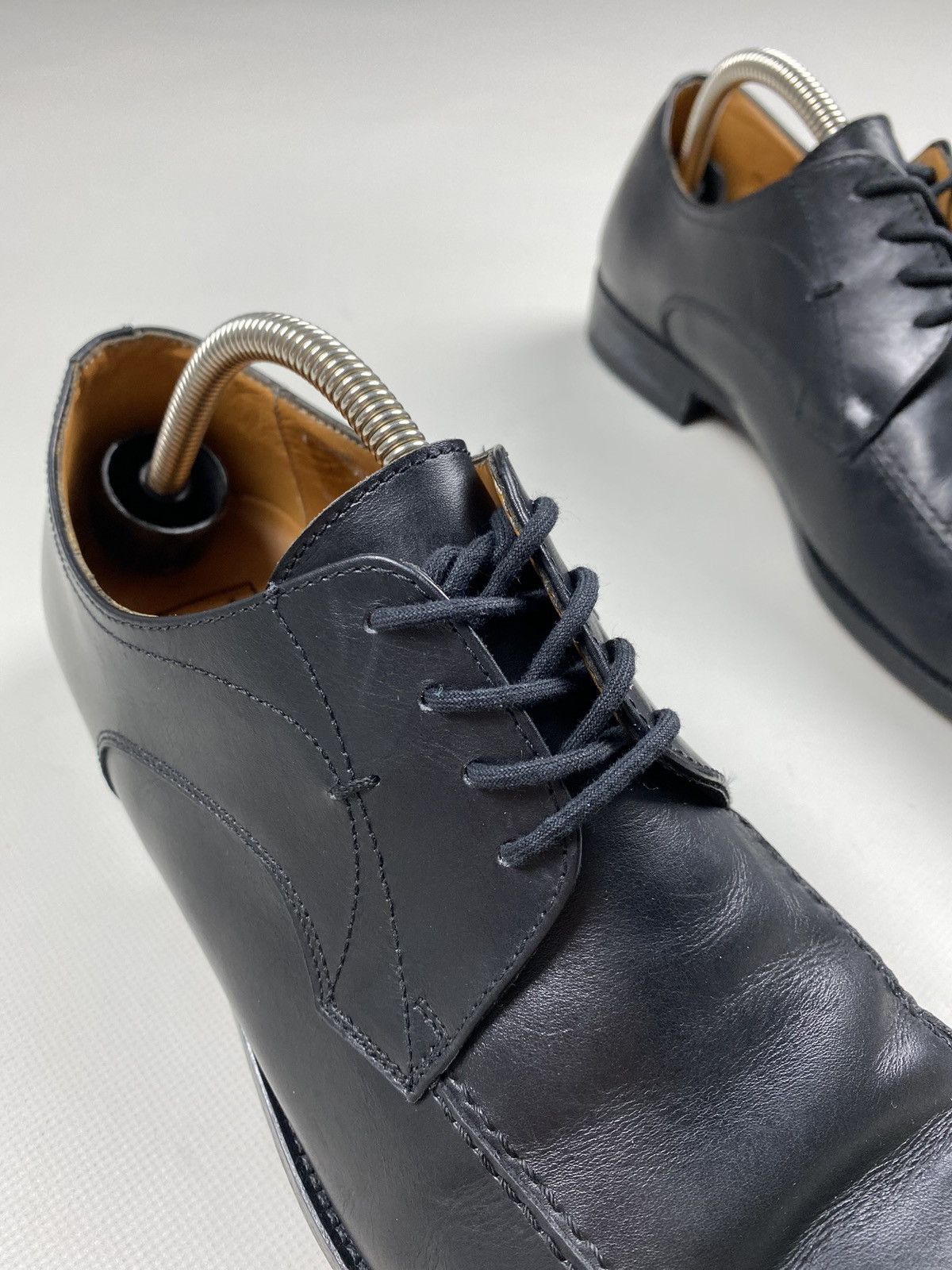 Loake Loake men’s leather formal lace up shoes size US 10 Size US 10 / EU 43 - 9 Thumbnail