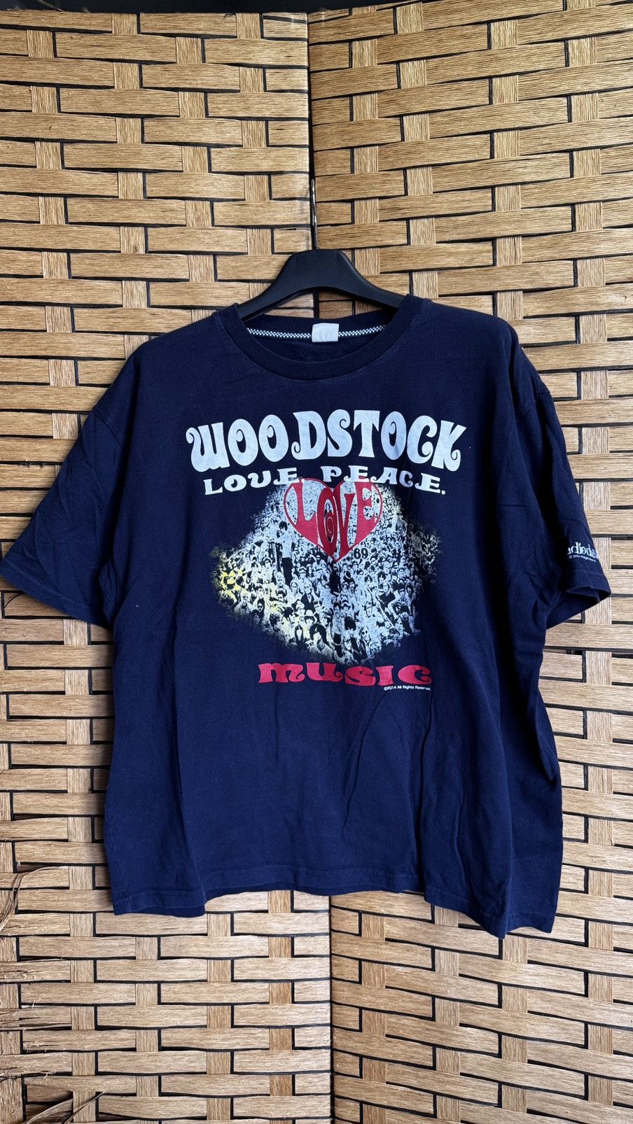 Band Tees Vintage 2014 Woodstock Love Peace Music Tshirt Size US XL / EU 56 / 4 - 1 Thumbnail