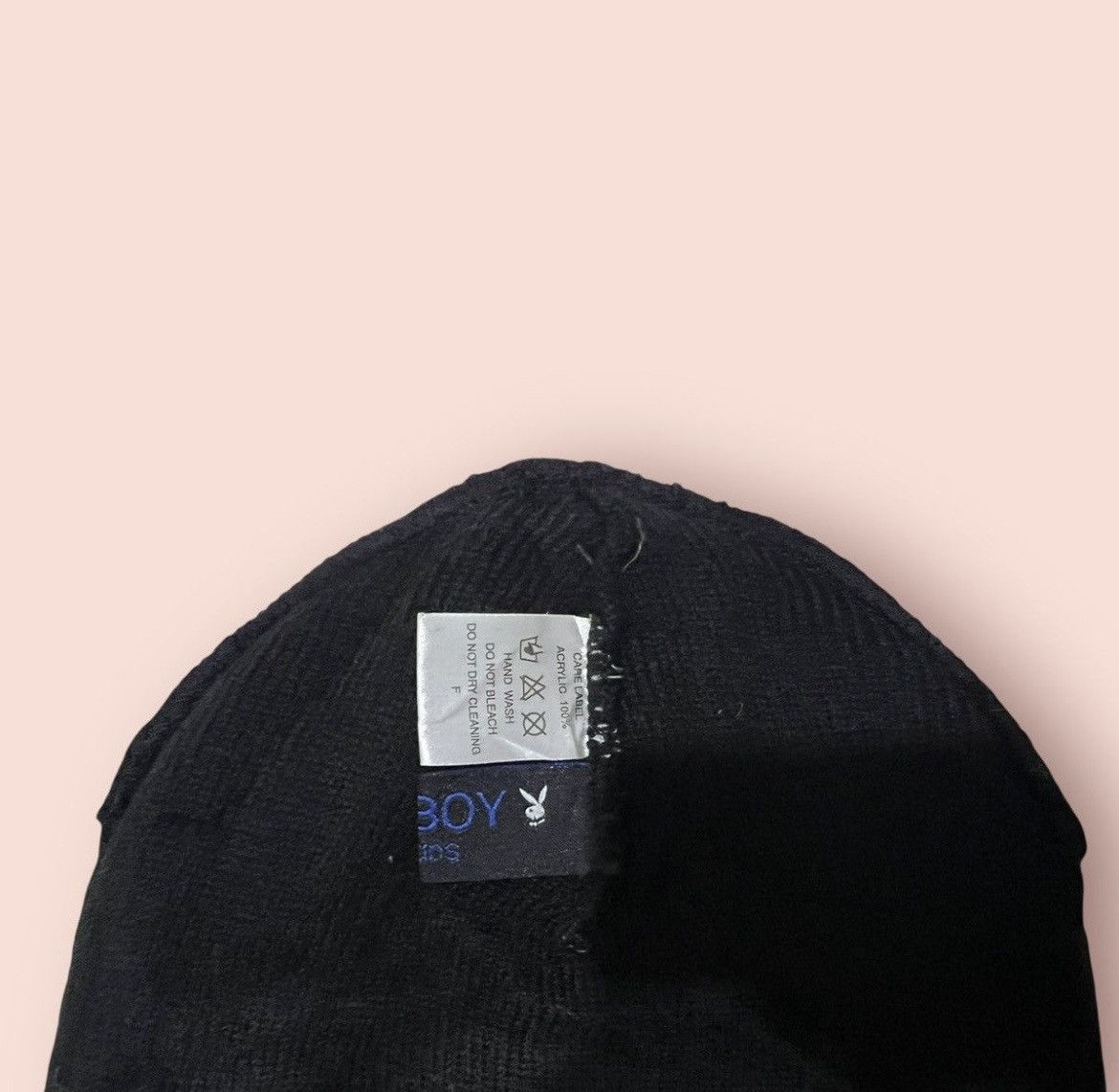 Playboy VINTAGE EMBROIDERED SMALL BUNNY LOGO PLAYBOY BEANIE Size ONE SIZE - 20 Thumbnail