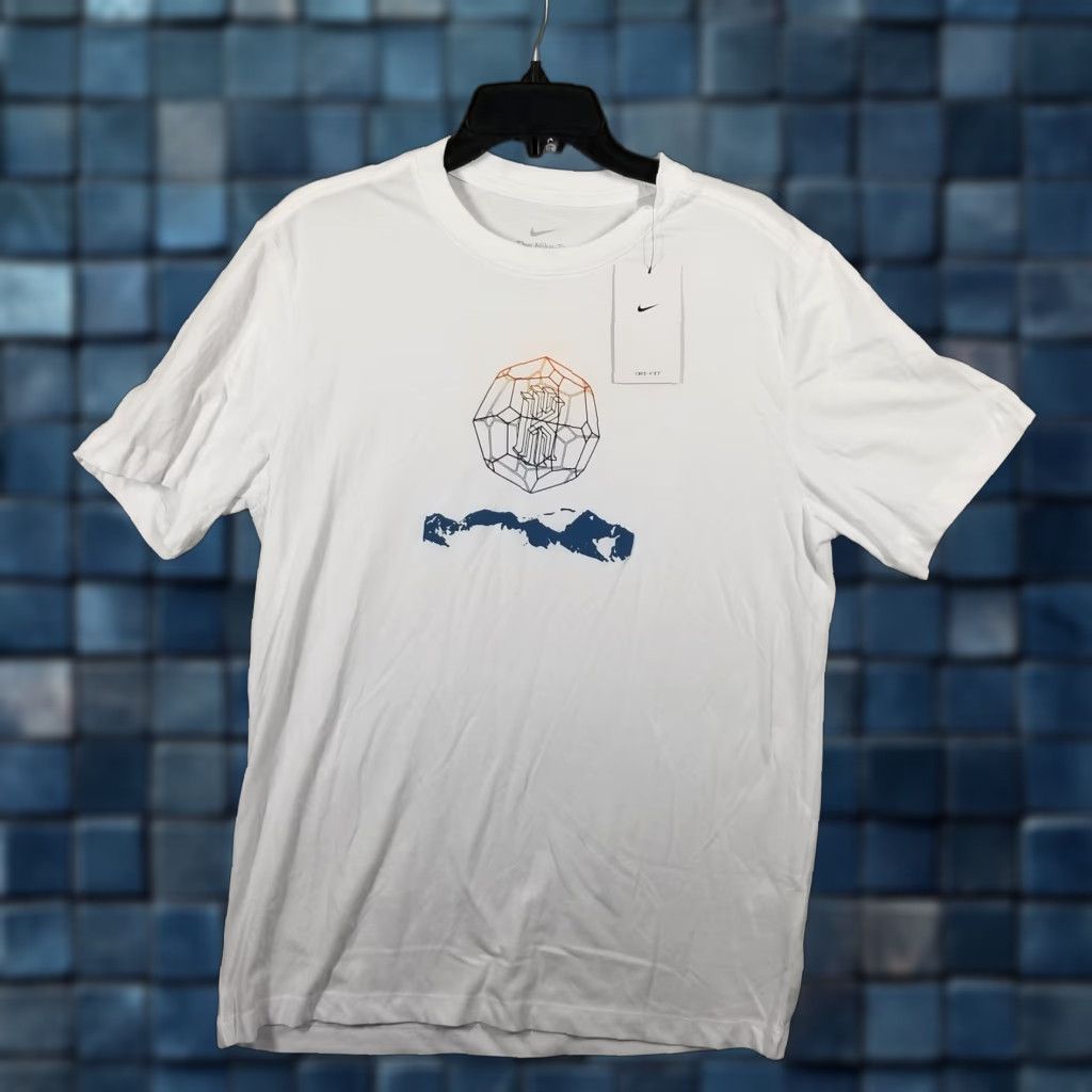 Nike Nike Kyrie Irving Shirt Mens Medium White Basketball Graphic Tee Size US M / EU 48-50 / 2 - 1 Thumbnail