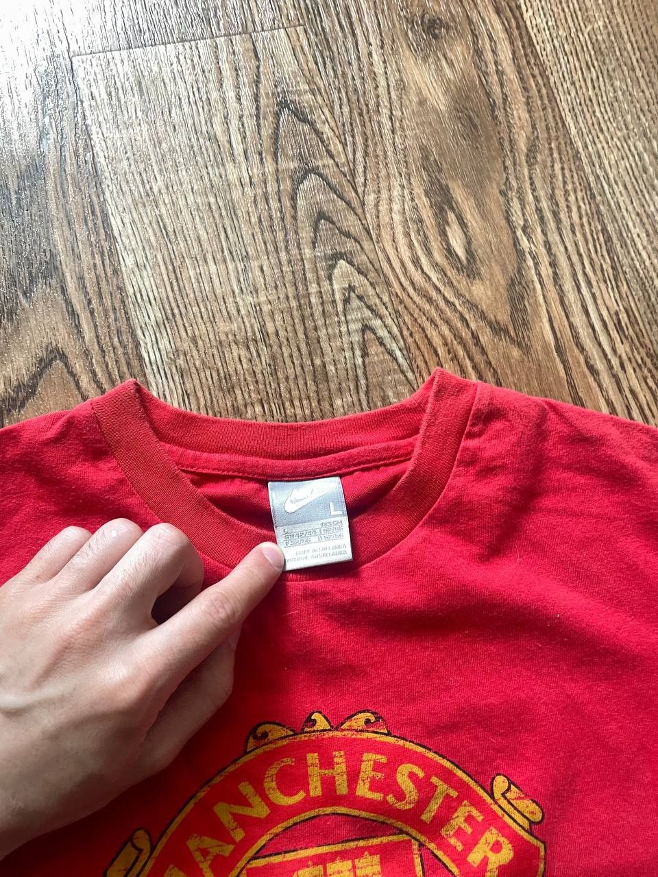 Nike Vintage Nike Manchester United T-Shirt 00s Big Logo Swoosh Size US L / EU 52-54 / 3 - 4 Thumbnail