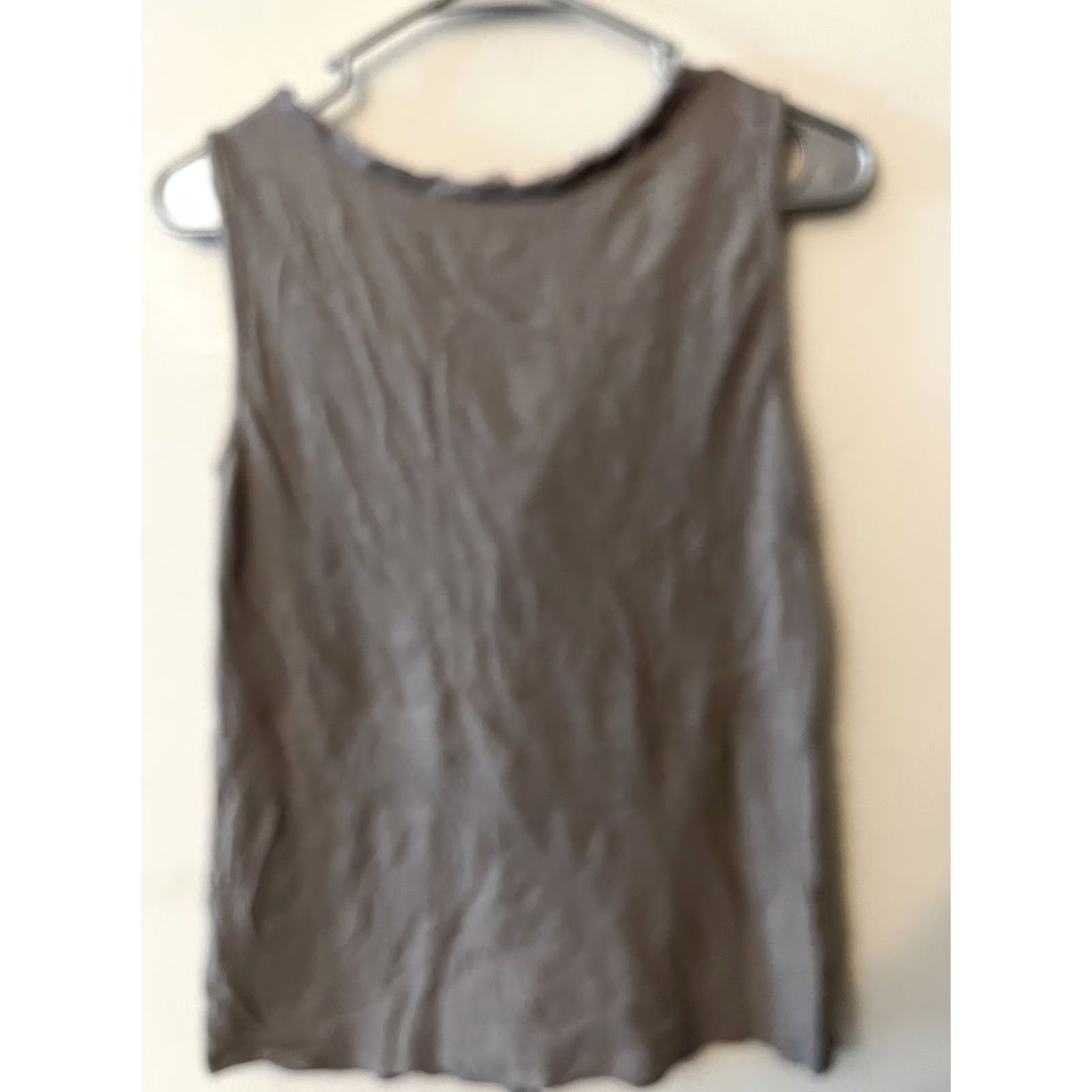 Ann Taylor VINTAGE Loft Soft Gray Solid Tank Sleeveless Pullover Round Neck Blouse S Womens Loft Size S / US 4 / IT 40 - 4 Thumbnail