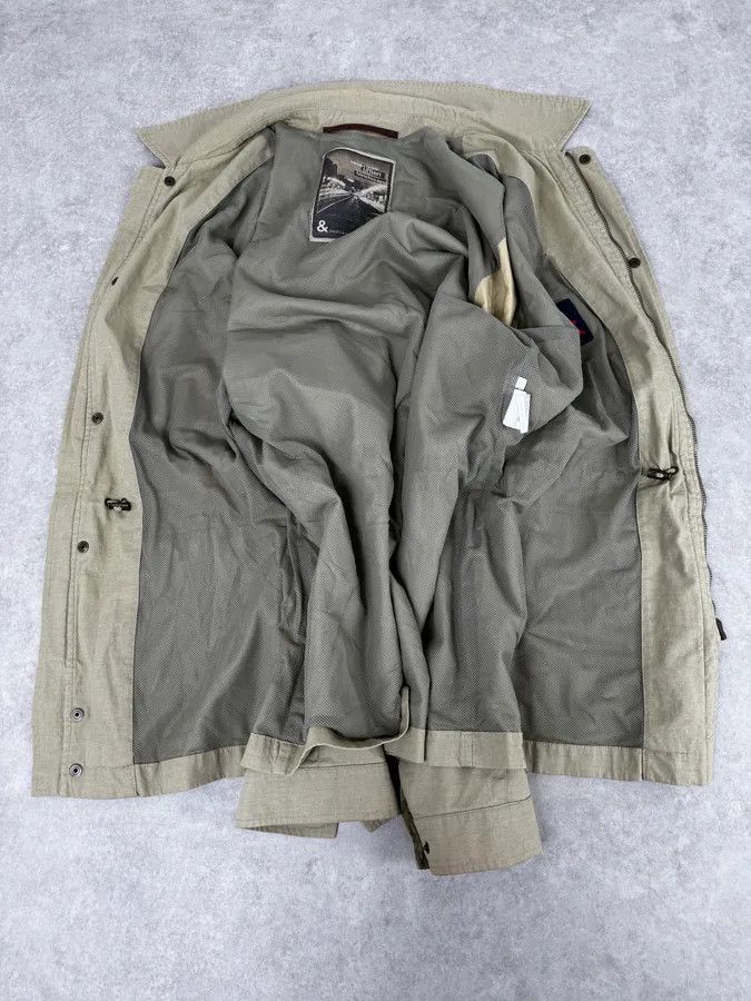 Dolce & Gabbana 2000s Dolce & Gabbana Buttoned Multi-Pocket Beige Jacket Size US XL / EU 56 / 4 - 7 Thumbnail