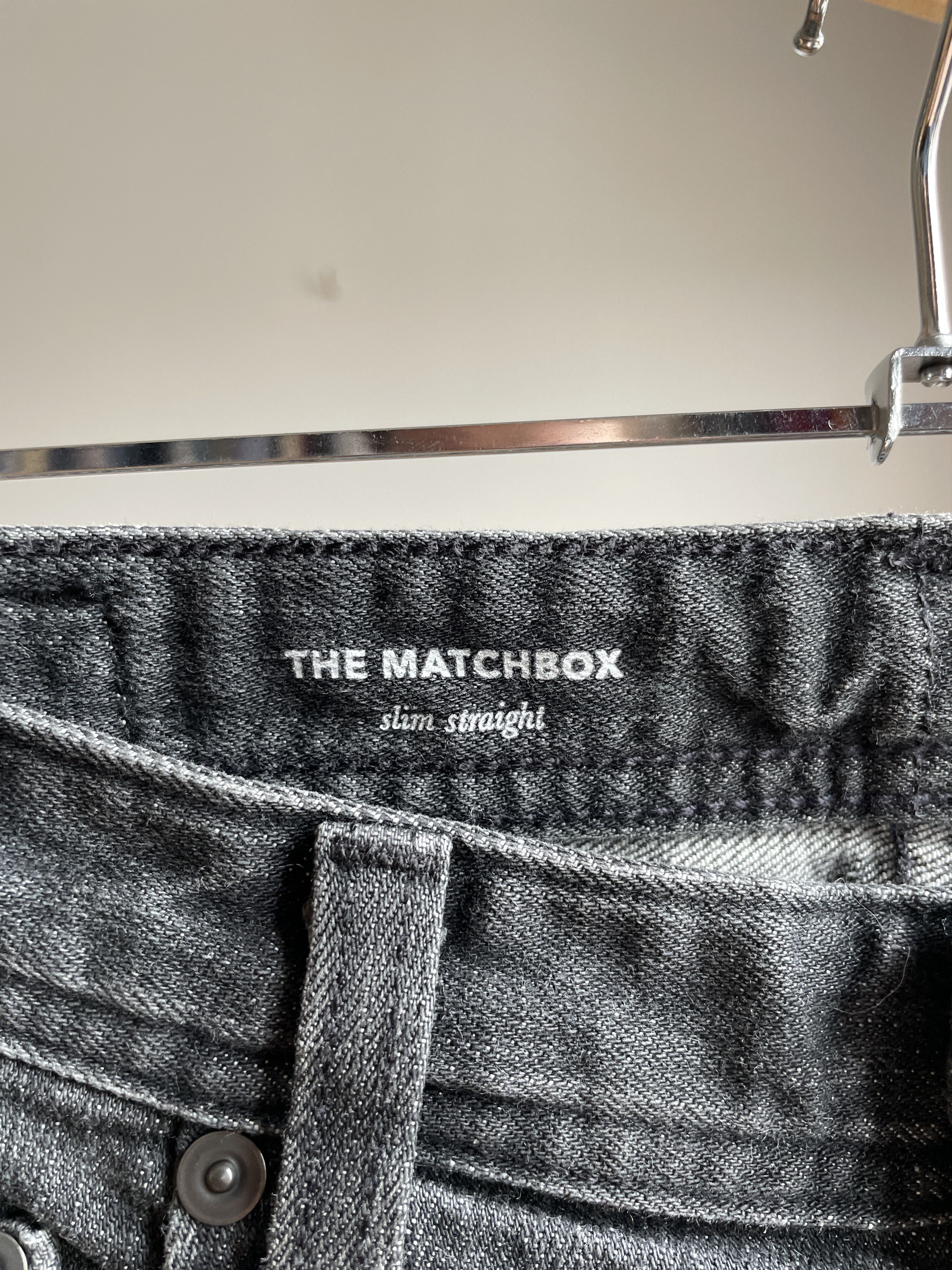 AG Adriano Goldschmied Adriano Goldschmied Matchbox Slim Staight Distressed Denim Size US 31 - 11 Thumbnail
