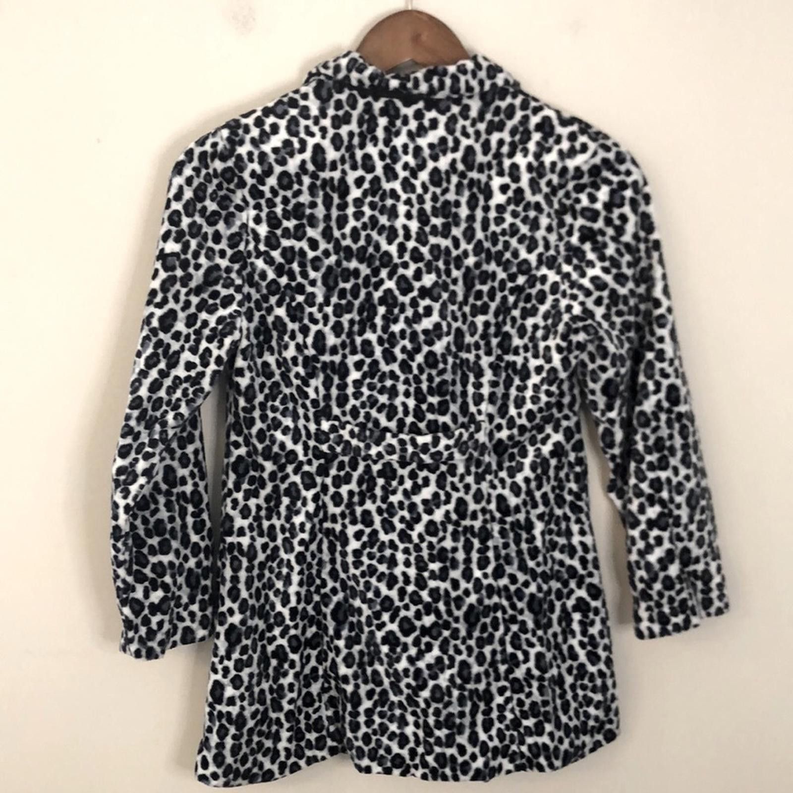 Other Amy Byer plush faux fur leopard print coat plush SZ SM Size S / US 4 / IT 40 - 3 Thumbnail