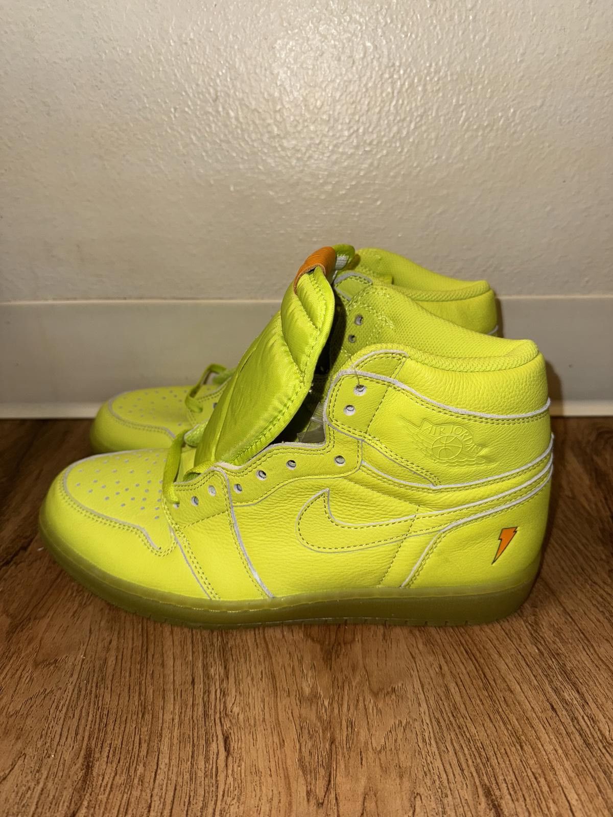 Nike Jordan 1 Retro High Gatorade Cyber Size US 11 / EU 44 - 2 Thumbnail