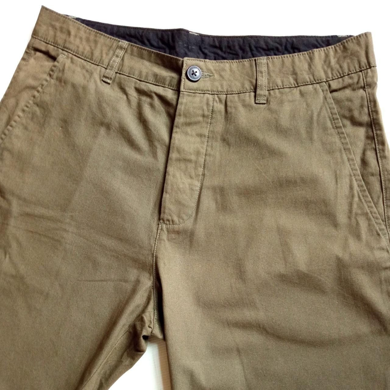 H&M H&M Olive Green Chino Shorts Size US 30 / EU 46 - 2 Thumbnail