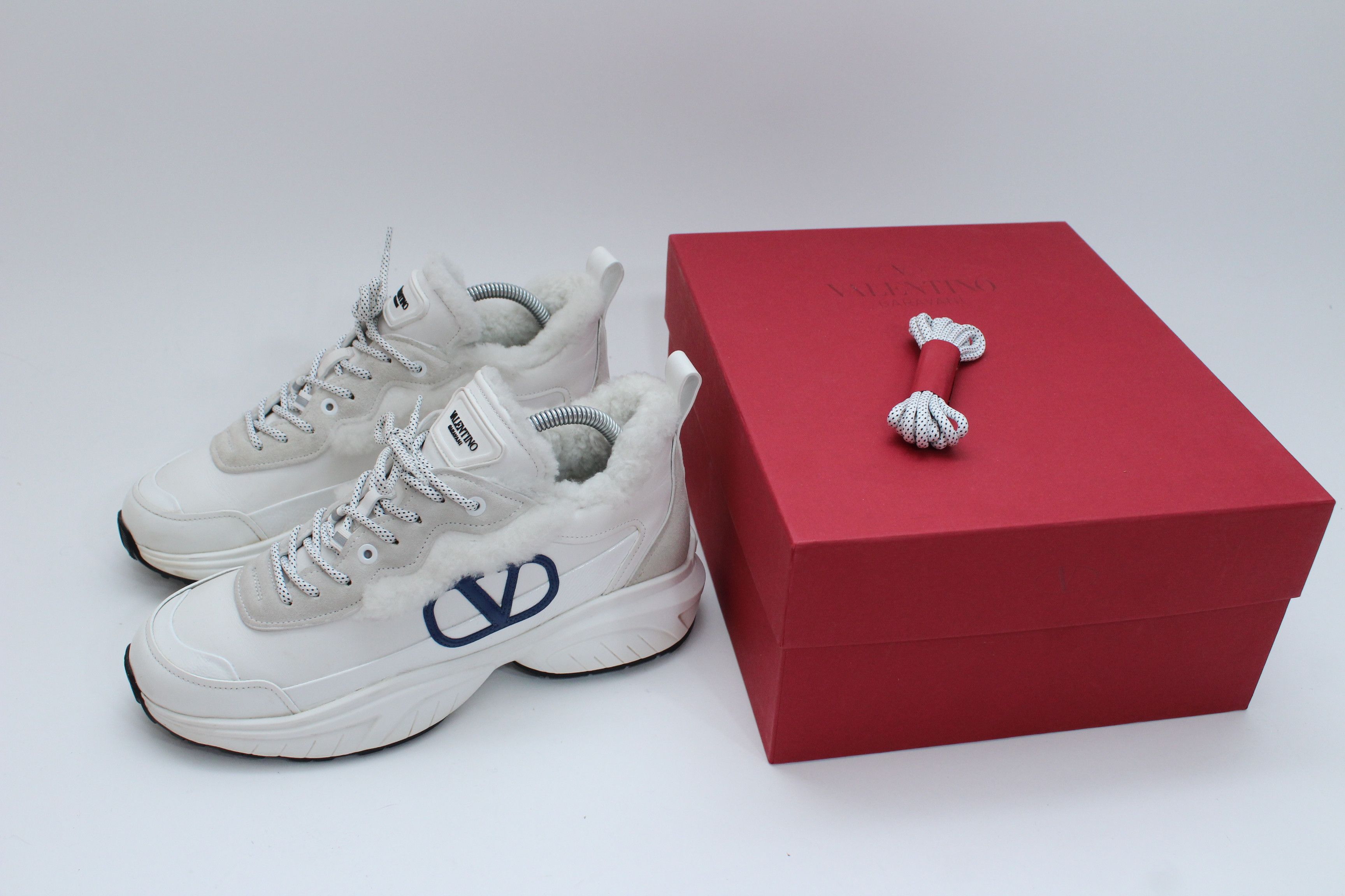 Valentino Valentino Shegoes Shearling VLogo Sneakers White 40.5 Size US 10.5 / IT 40.5 - 1 Thumbnail