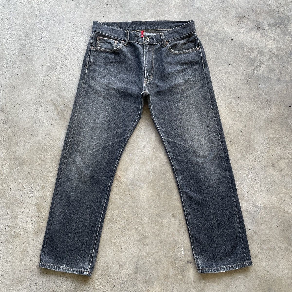 Japanese Brand Vintage Japanese UJ 002 Black Faded Denim Jeans Pants W34 Size US 34 / EU 50 - 1 Thumbnail