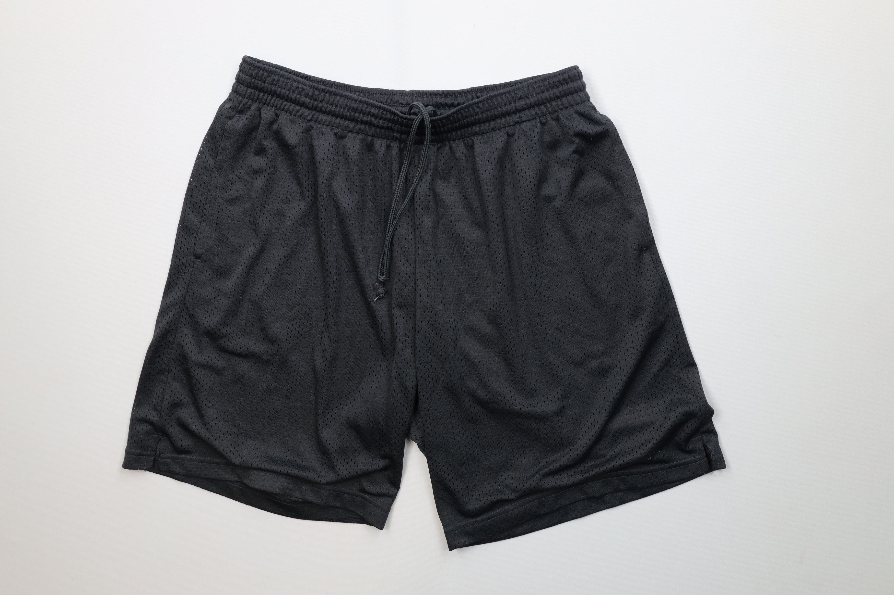 Vintage Vintage Y2K Streetwear Above Knee Gym Basketball Shorts Gray Size US 34 / EU 50 - 1 Thumbnail