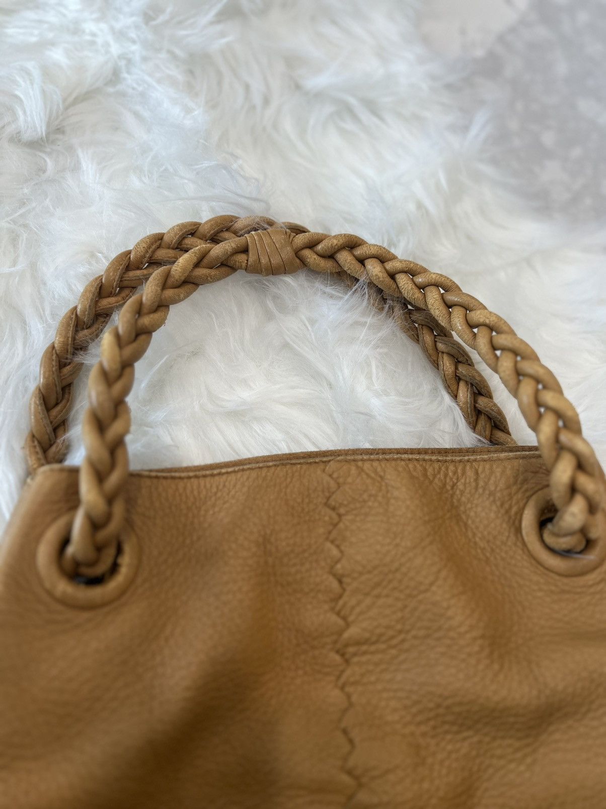 Bottega Veneta Vintage Bottega Veneta Cervo Hobo Bag – Camel Leather Size ONE SIZE - 6 Thumbnail