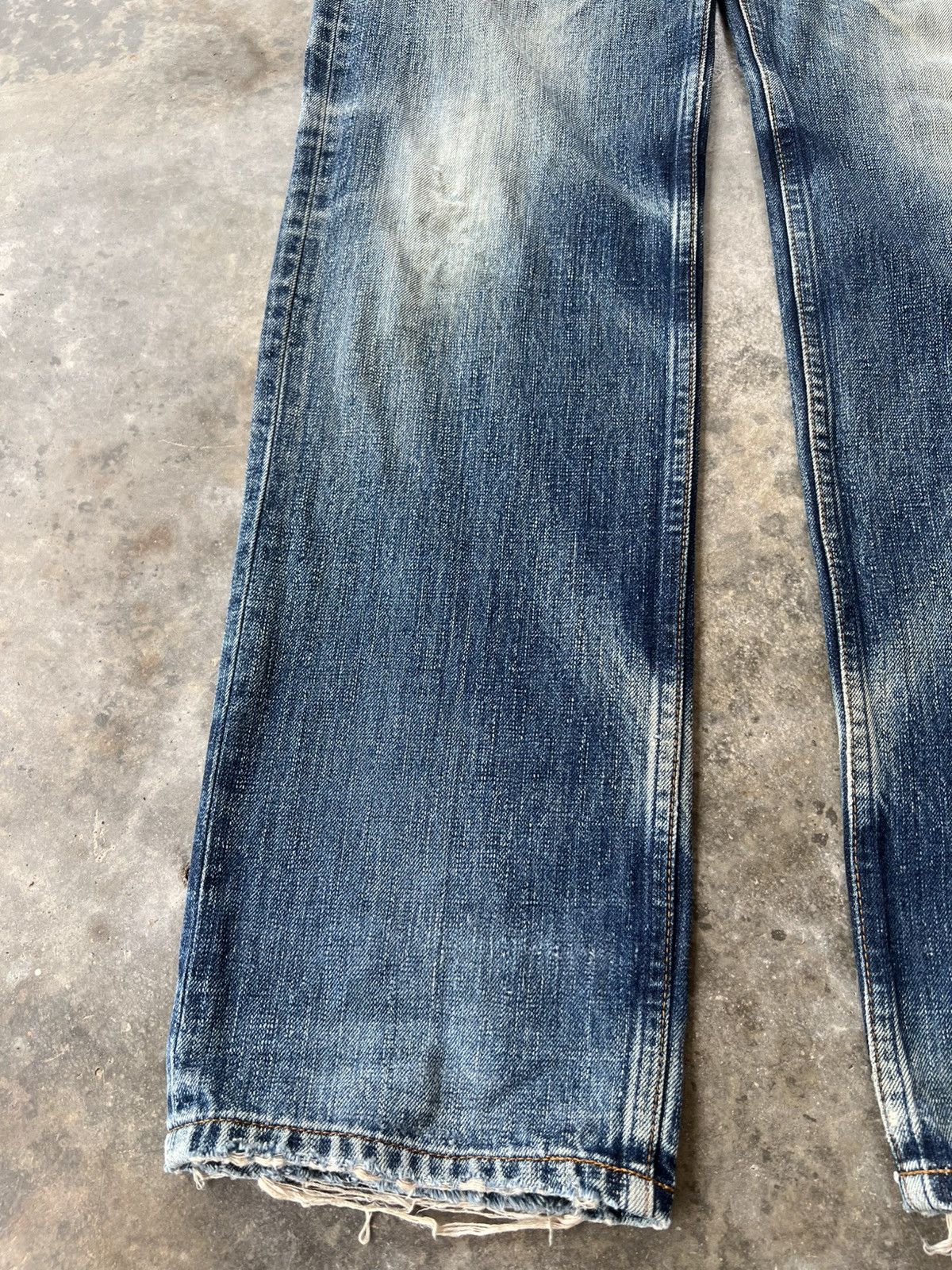 Levi's Vintage 90’s Levis 502 Distressed Mud Wash Jean Size US 30 / EU 46 - 3 Thumbnail