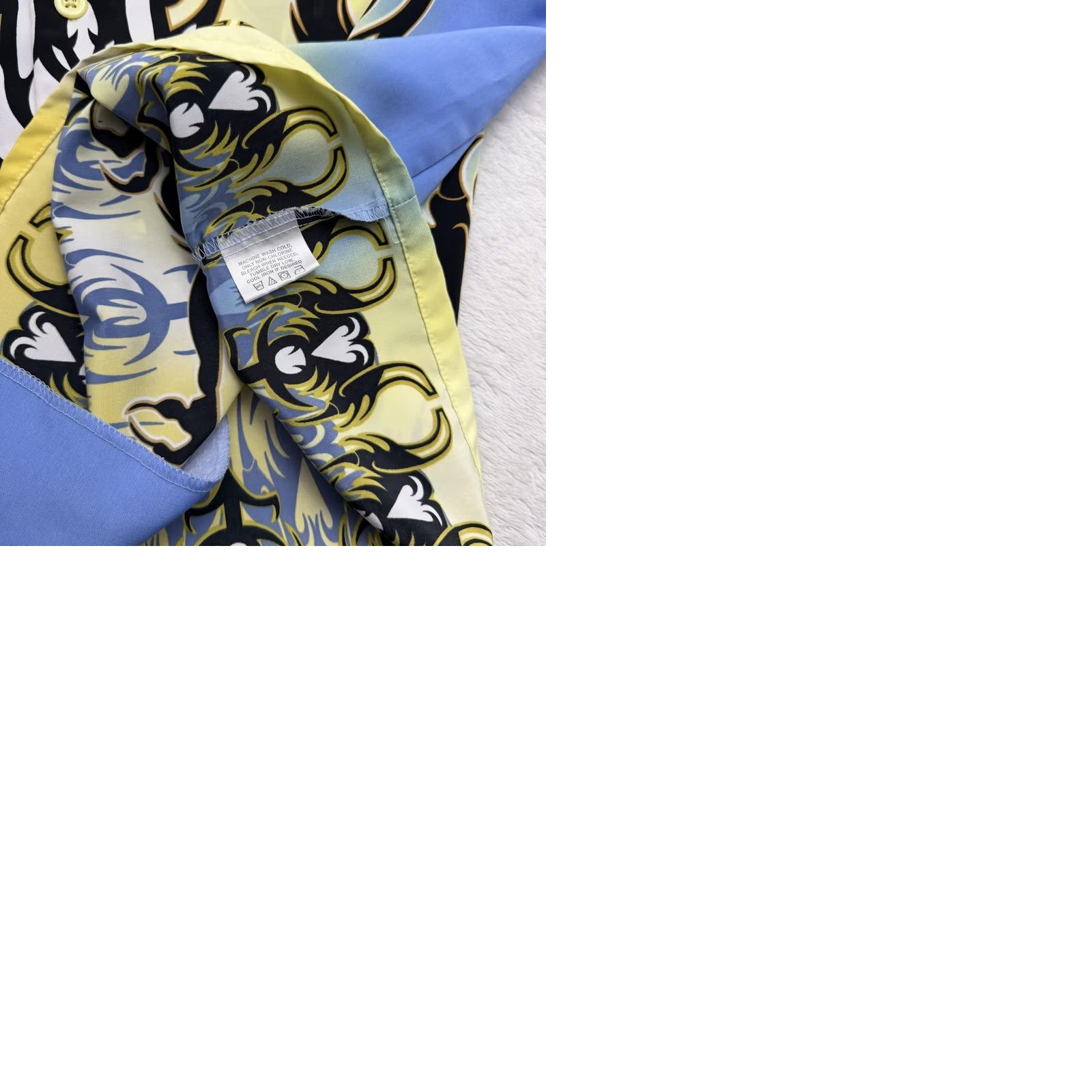 Vintage No Boundaries Shirt Mens L Blue Dragon Graphic Button Up Camp Allover Size US L / EU 52-54 / 3 - 10 Thumbnail