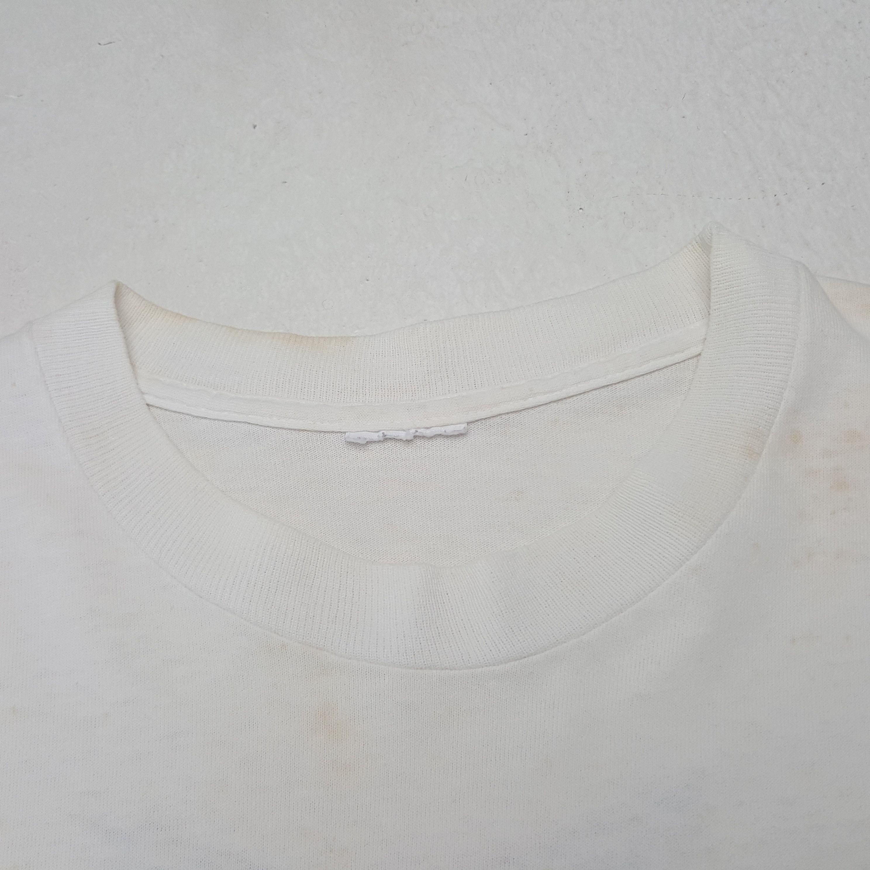 Quiksilver Vintage Quiksilver Rare Logo Tshirt Size US M / EU 48-50 / 2 - 5 Thumbnail