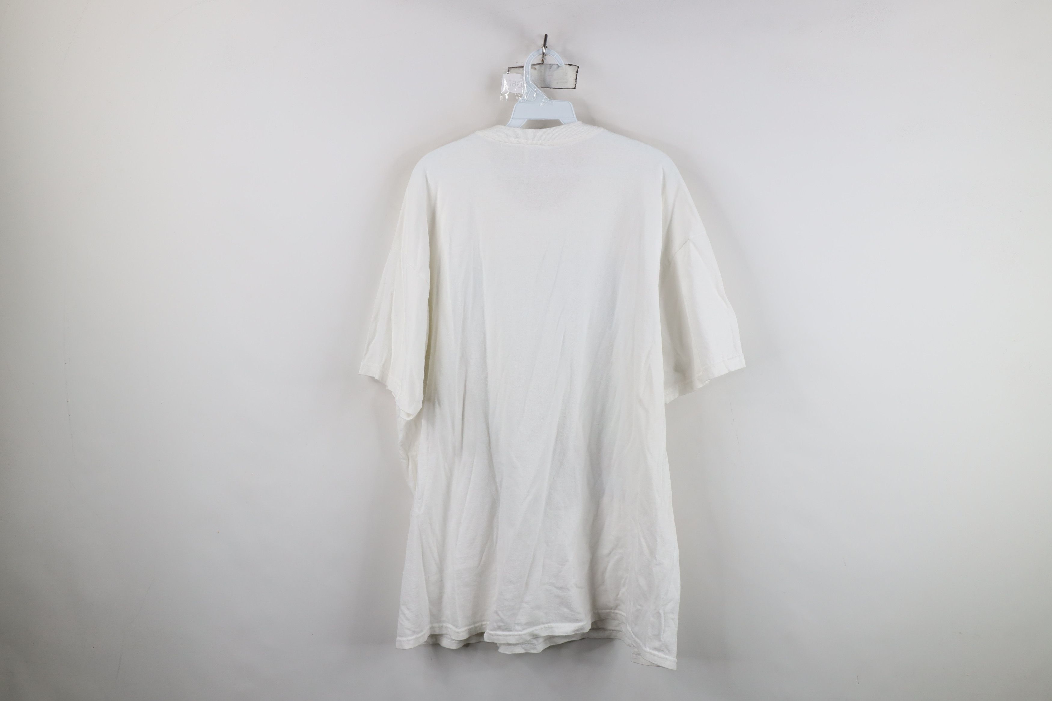 Vintage Vintage 90s Streetwear Nature Eagle Mountains T-Shirt White Size US XXL / EU 58 / 5 - 9 Thumbnail