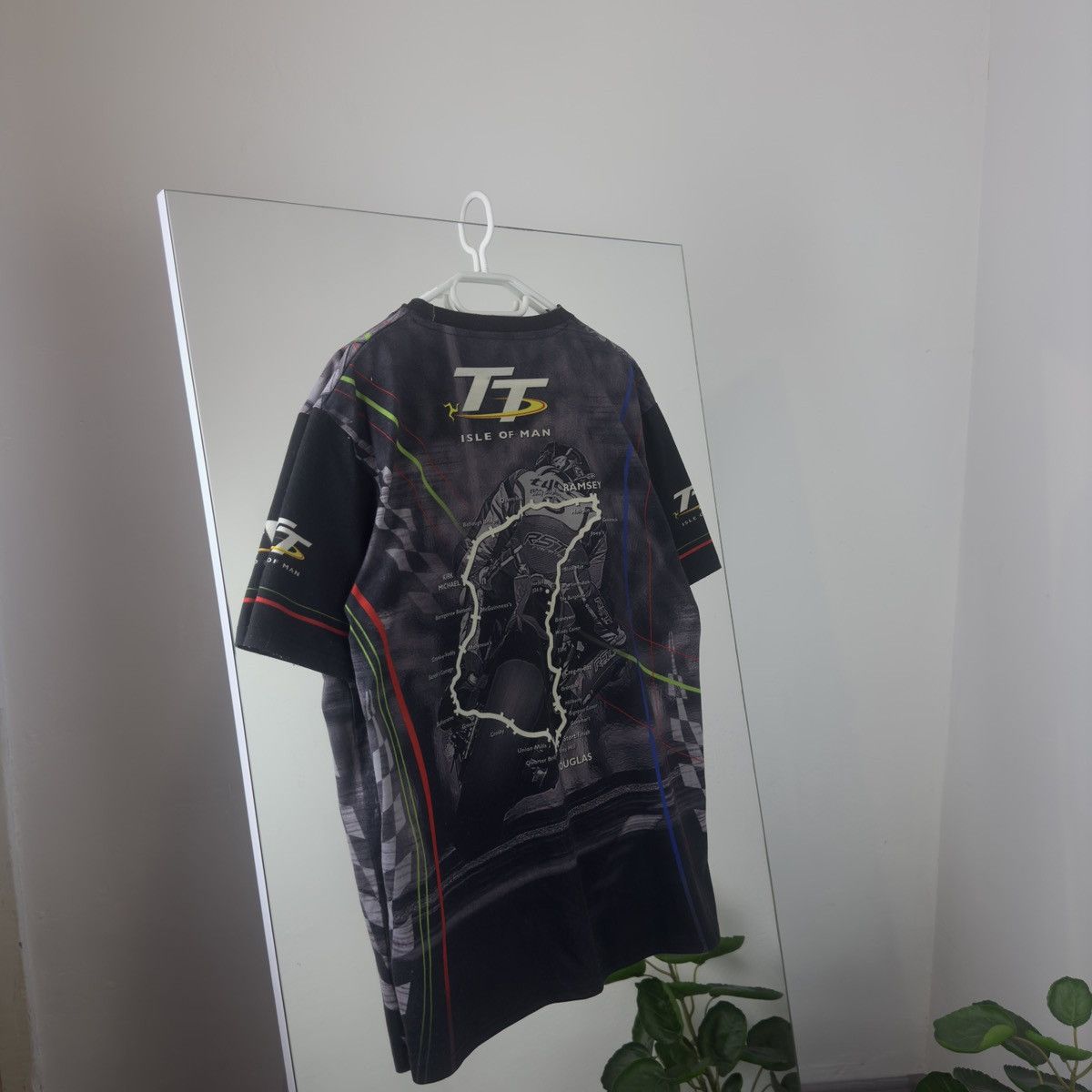 Vintage Isle Of Man TT Over Print Motorcycle Y2K Style Size US XL / EU 56 / 4 - 8 Thumbnail
