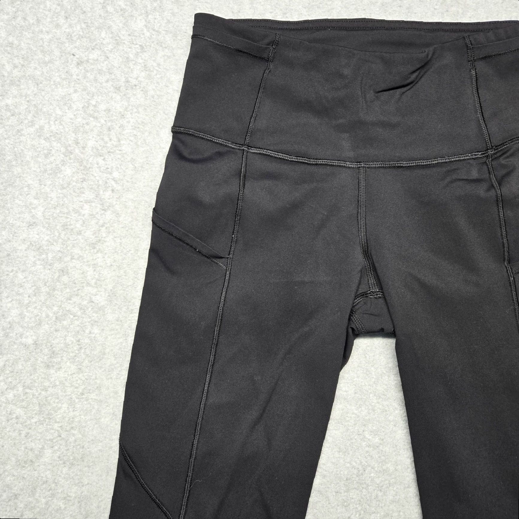 Lululemon Lululemon Leggings Womens 4 Black High Rise Capri Pockets Reflective Athletic Size 27" / US 4 / IT 40 - 4 Thumbnail