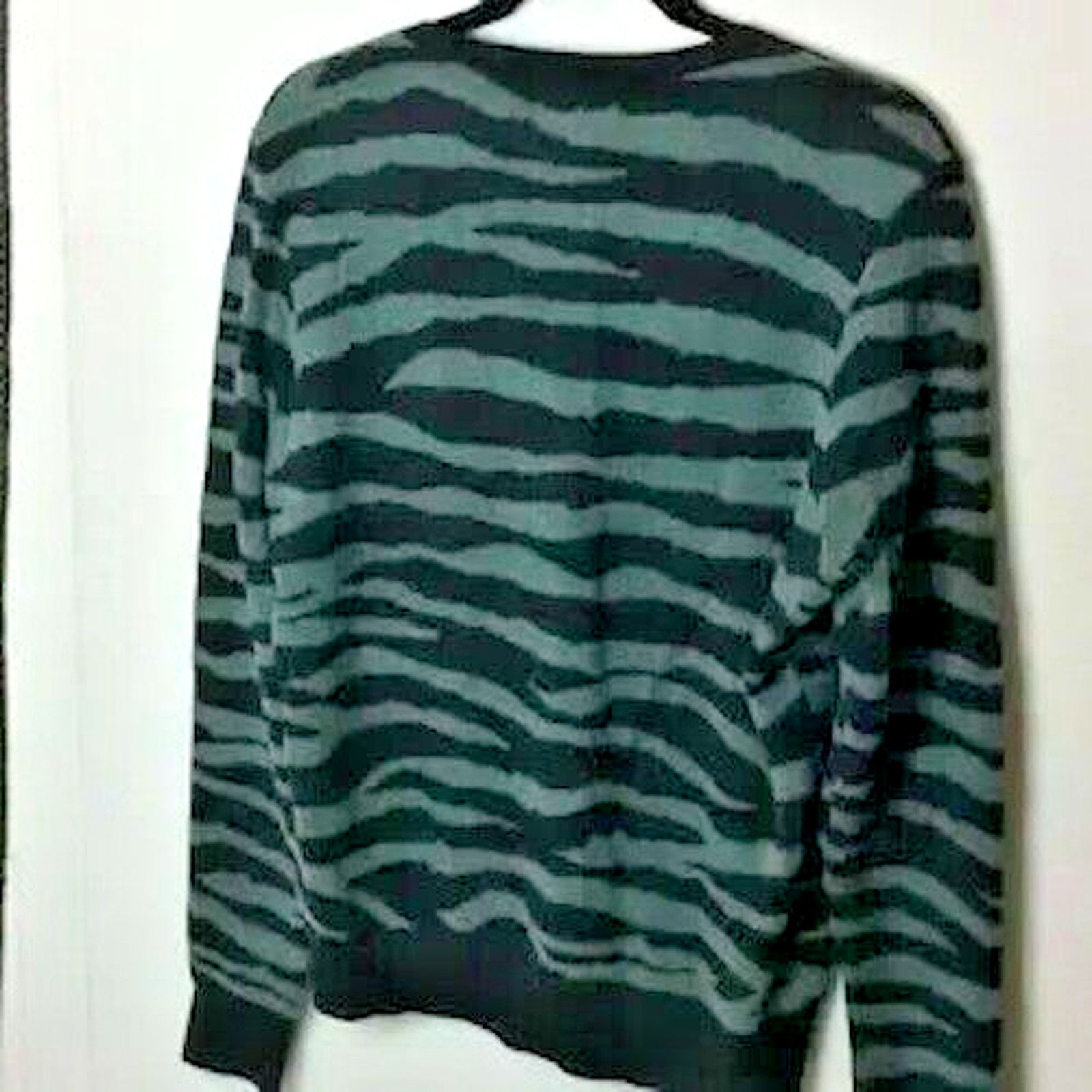 Ann Taylor ANN TAYLOR CARDIGAN SWEATER Black/Olive Green Size- L Size L / US 10 / IT 46 - 3 Thumbnail