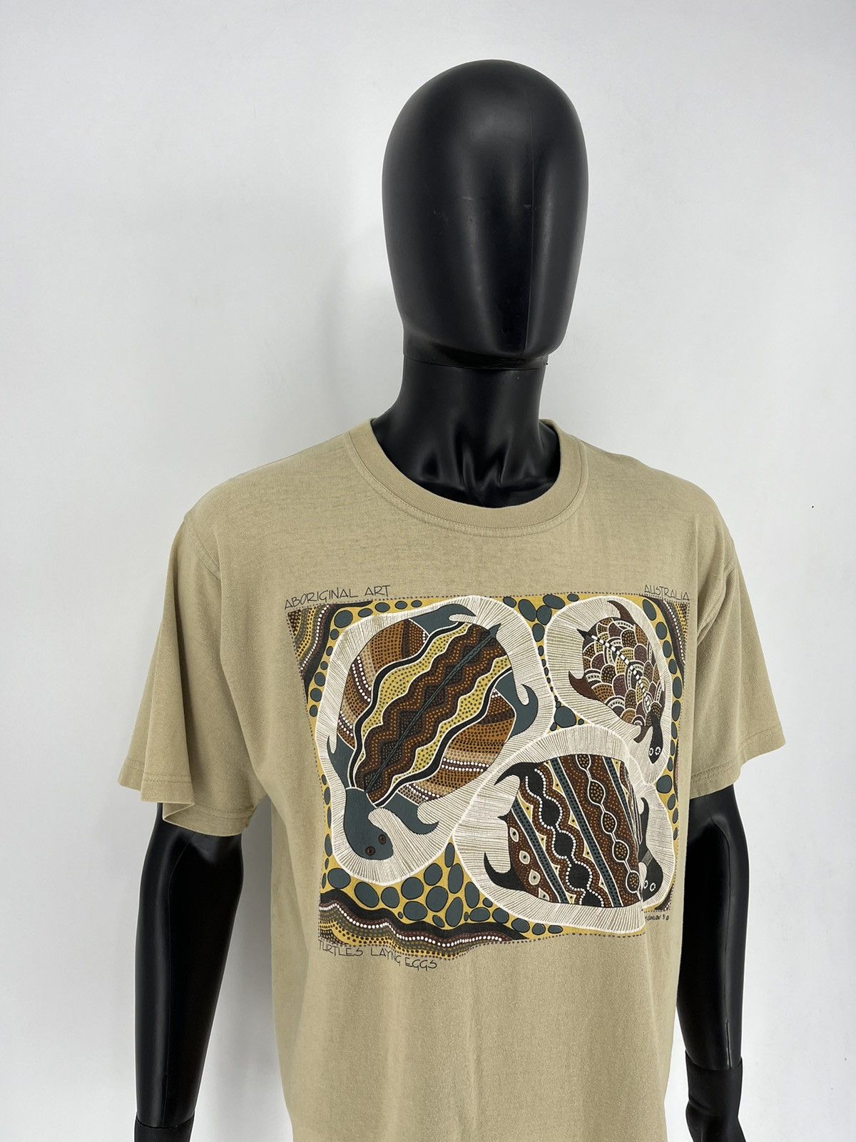 Vintage Vintage 1991 Max Conlon Turtles Laying Eggs Aboriginal Art Size US XL / EU 56 / 4 - 3 Thumbnail