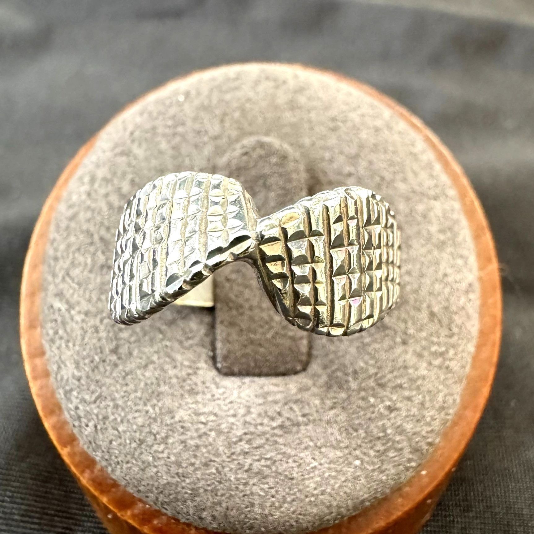 Vintage Vintage Sterling SIlver 925 Large Twist Geometric Textured S Size ONE SIZE - 1 Thumbnail