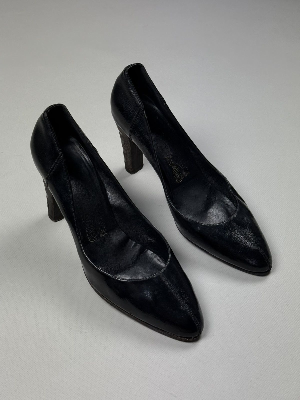 Salvatore Ferragamo Salvatore Ferragamo Ladies Leather Heels Size US 10 / EU 40 Size US 10 / IT 40 - 1 Thumbnail