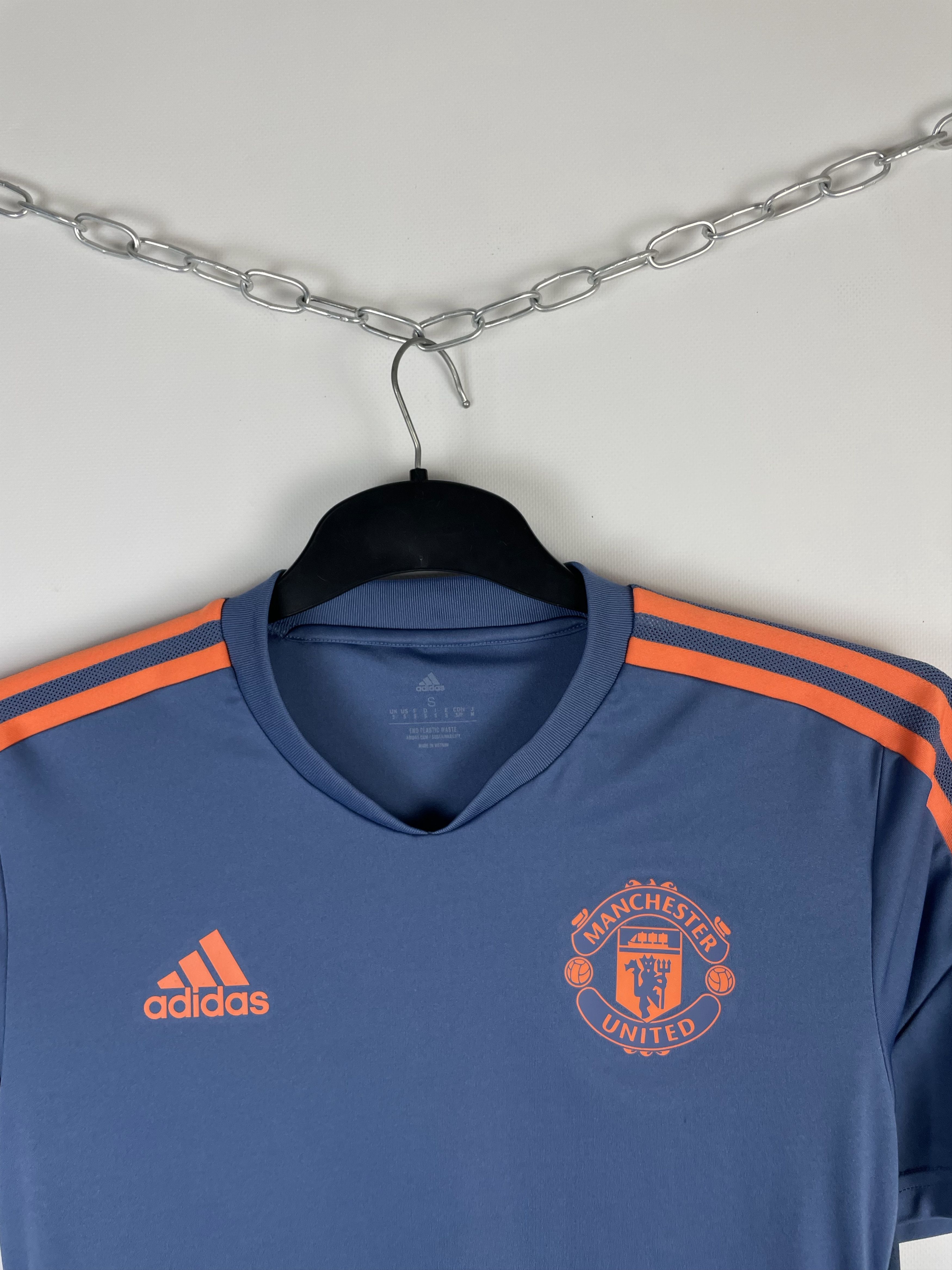 Adidas Vintage Adidas Manchester United Jersey 22-23 Size US S / EU 44-46 / 1 - 4 Thumbnail